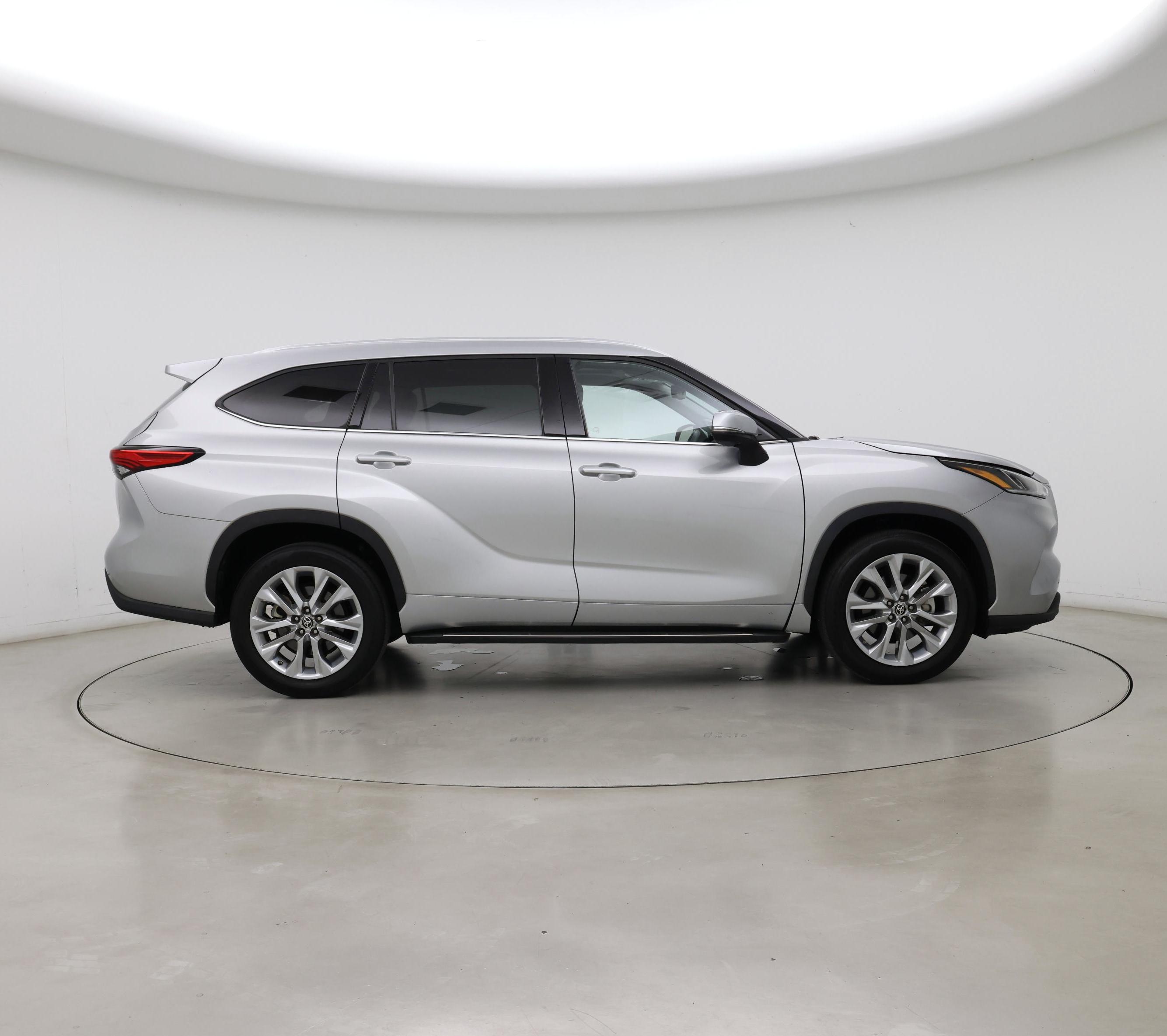 Thumbnail: 2021 Toyota Highlander - 7