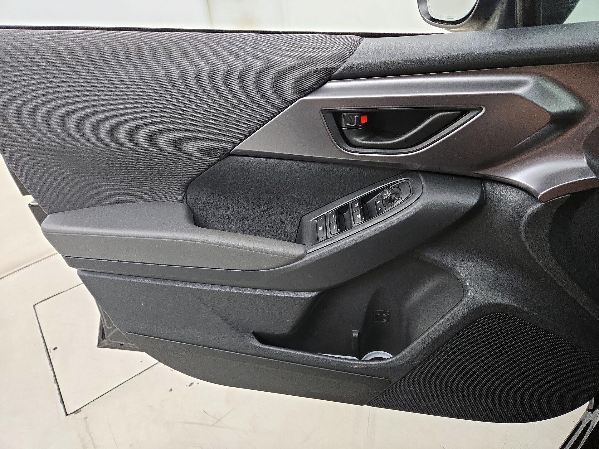 Thumbnail: 2025 Subaru Impreza - 12