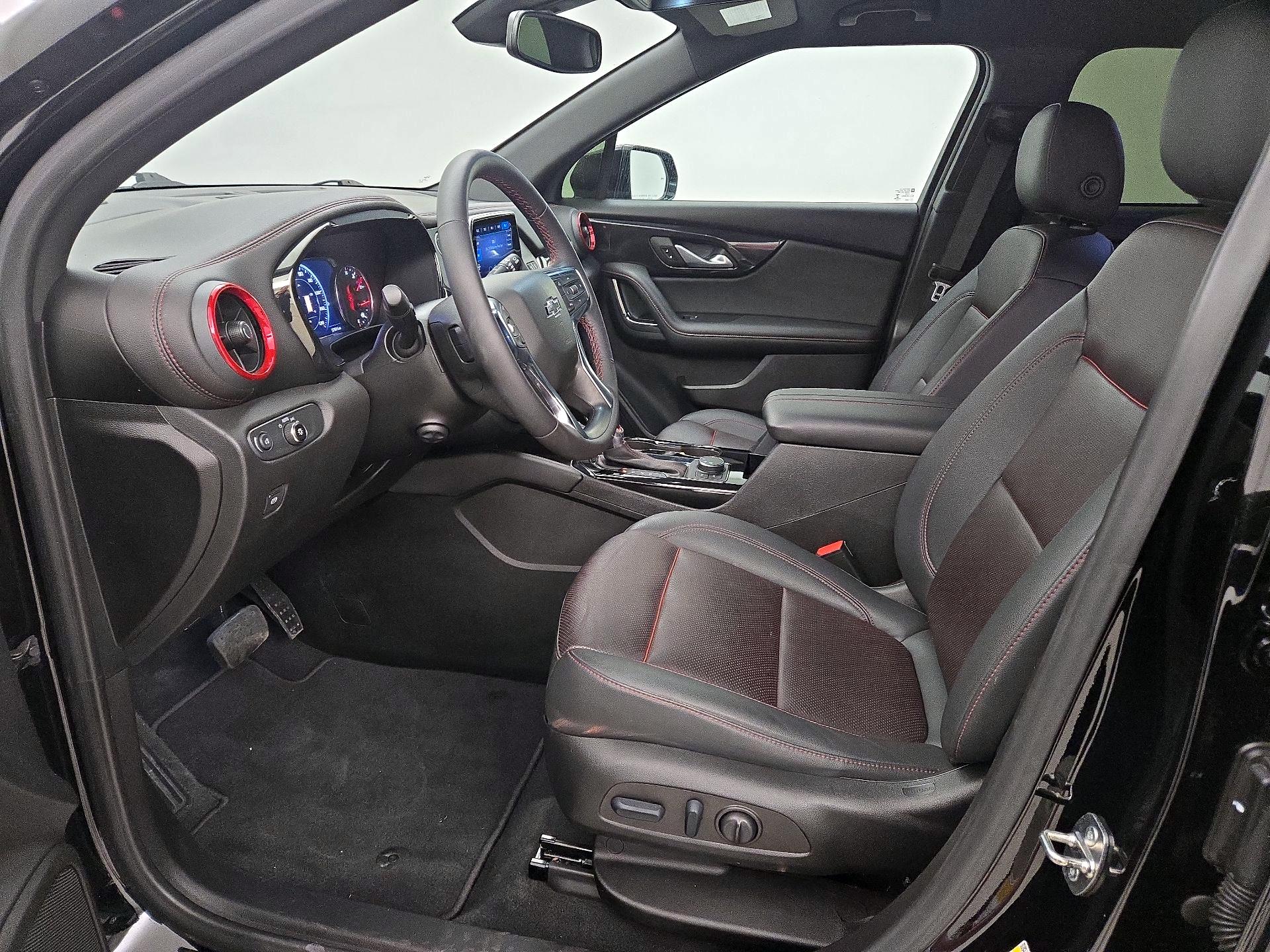 Thumbnail: 2022 Chevrolet Blazer - 11