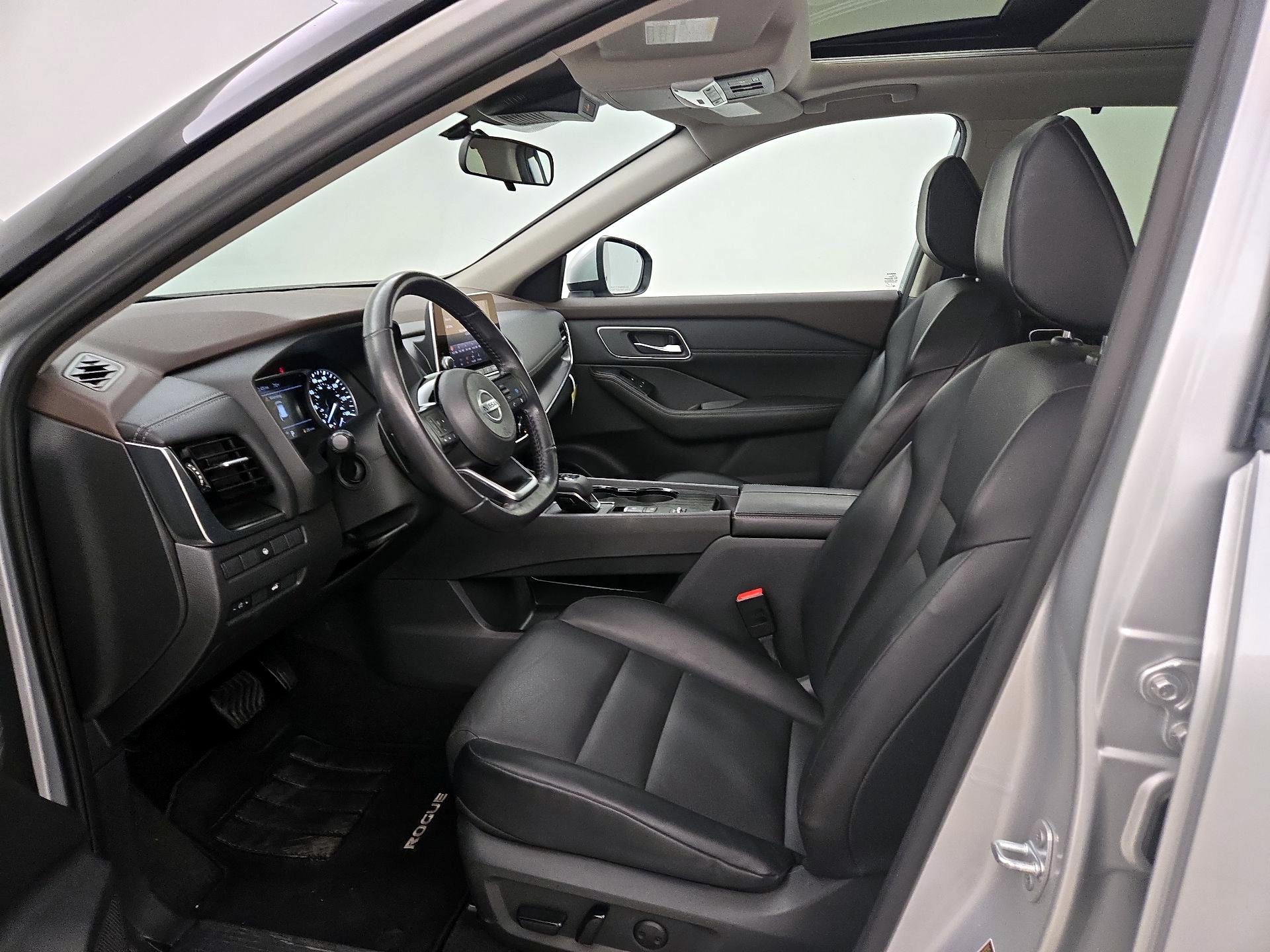 Thumbnail: 2021 Nissan Rogue - 11