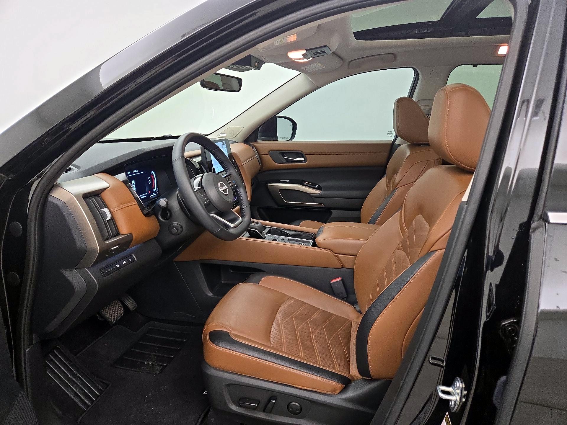 Thumbnail: 2024 Nissan Pathfinder - 11