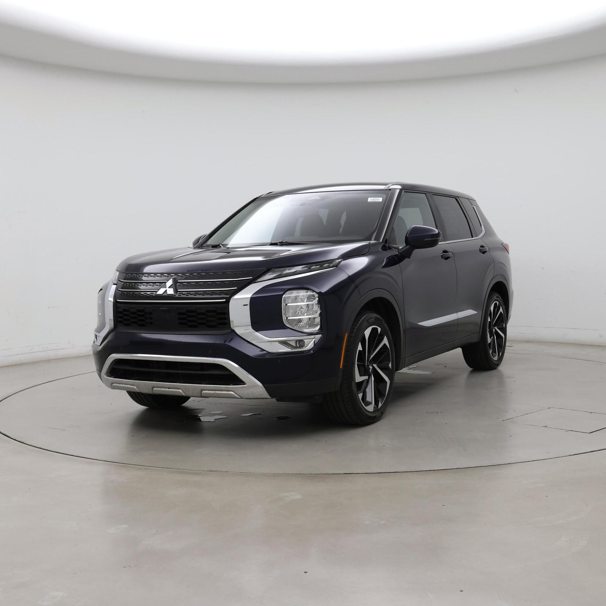 Thumbnail: 2022 Mitsubishi Outlander - 4