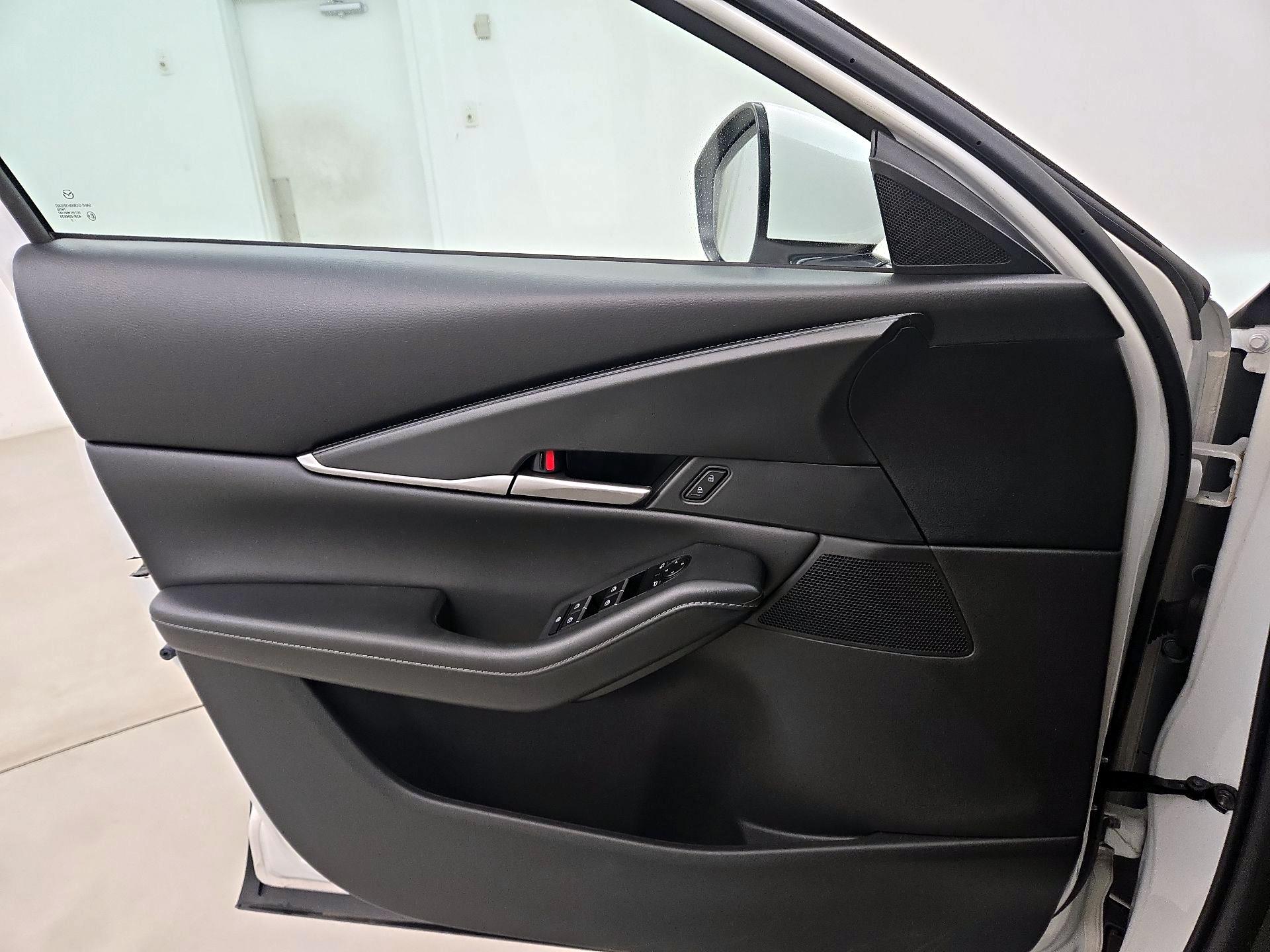 Thumbnail: 2023 Mazda CX-30 - 12