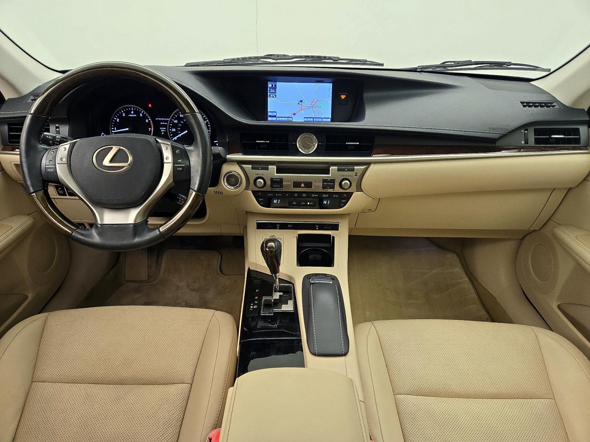 Thumbnail: 2014 Lexus ES - 9
