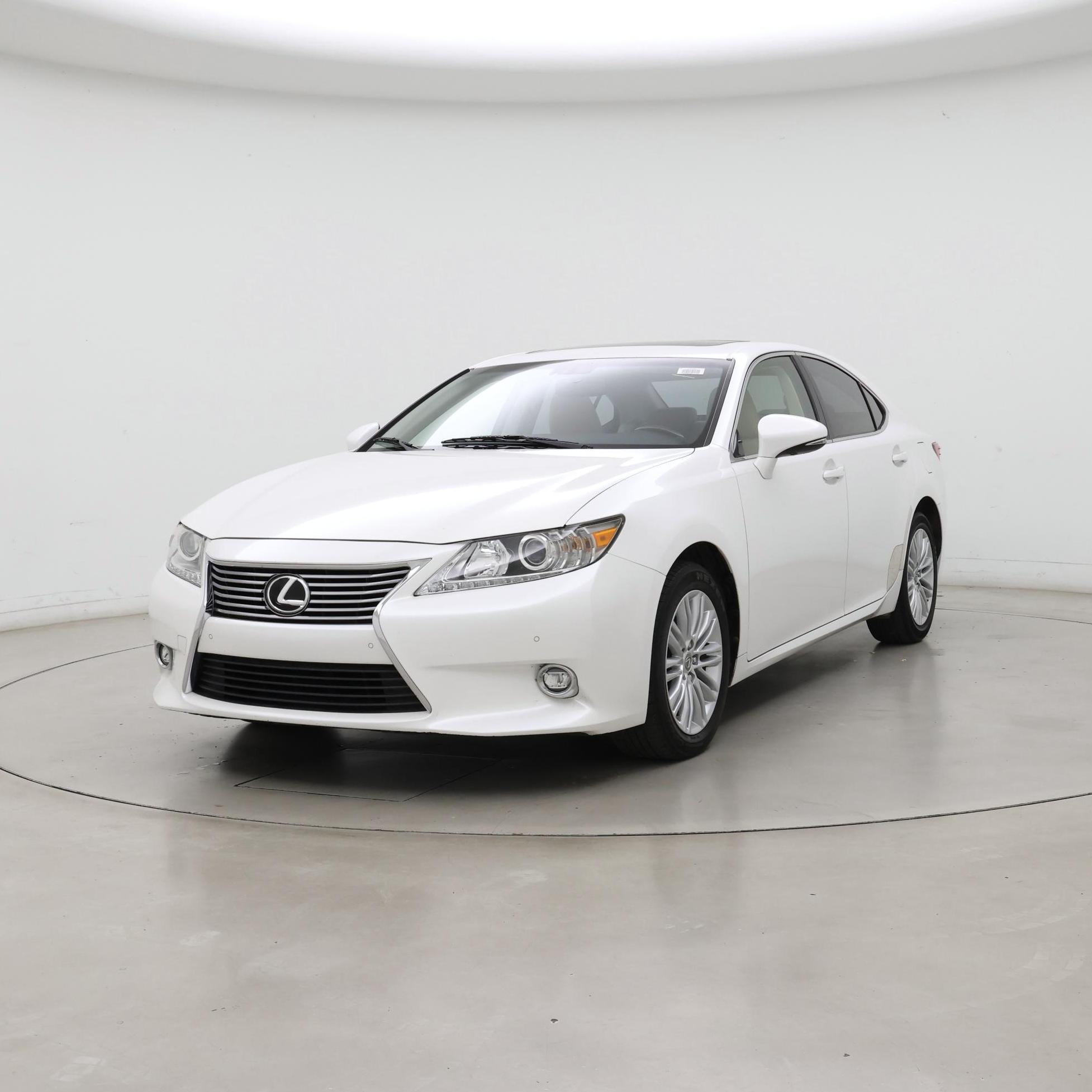Thumbnail: 2014 Lexus ES - 4