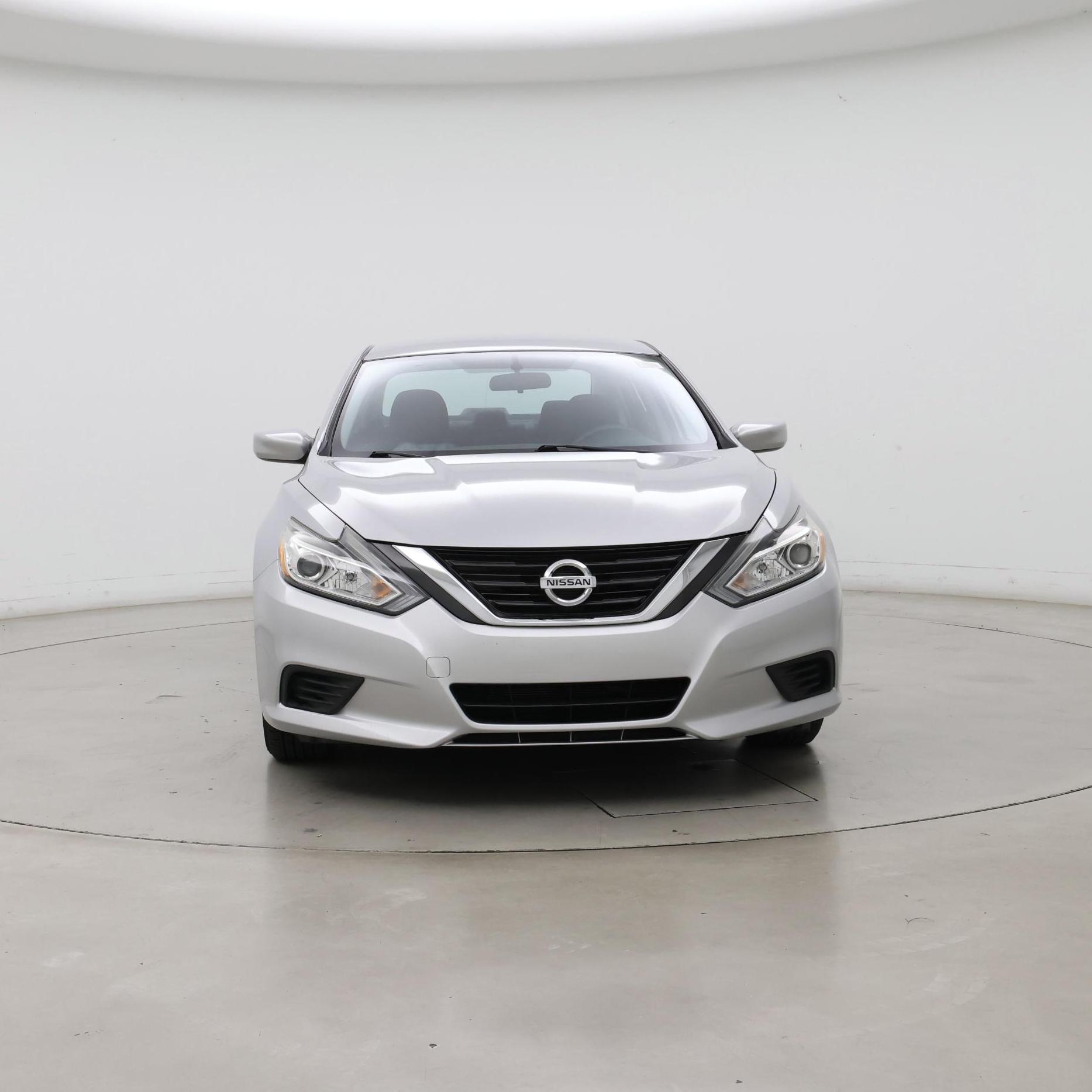 Thumbnail: 2017 Nissan Altima - 5