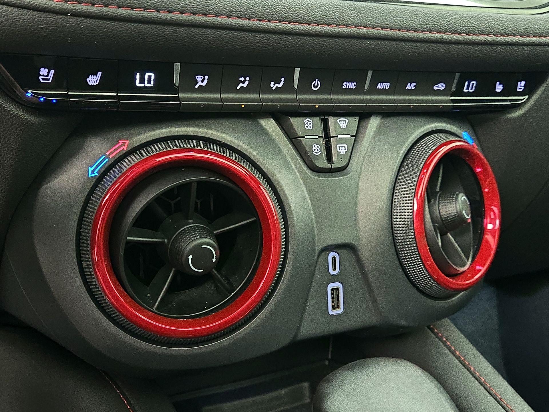 Thumbnail: 2024 Chevrolet Blazer - 16