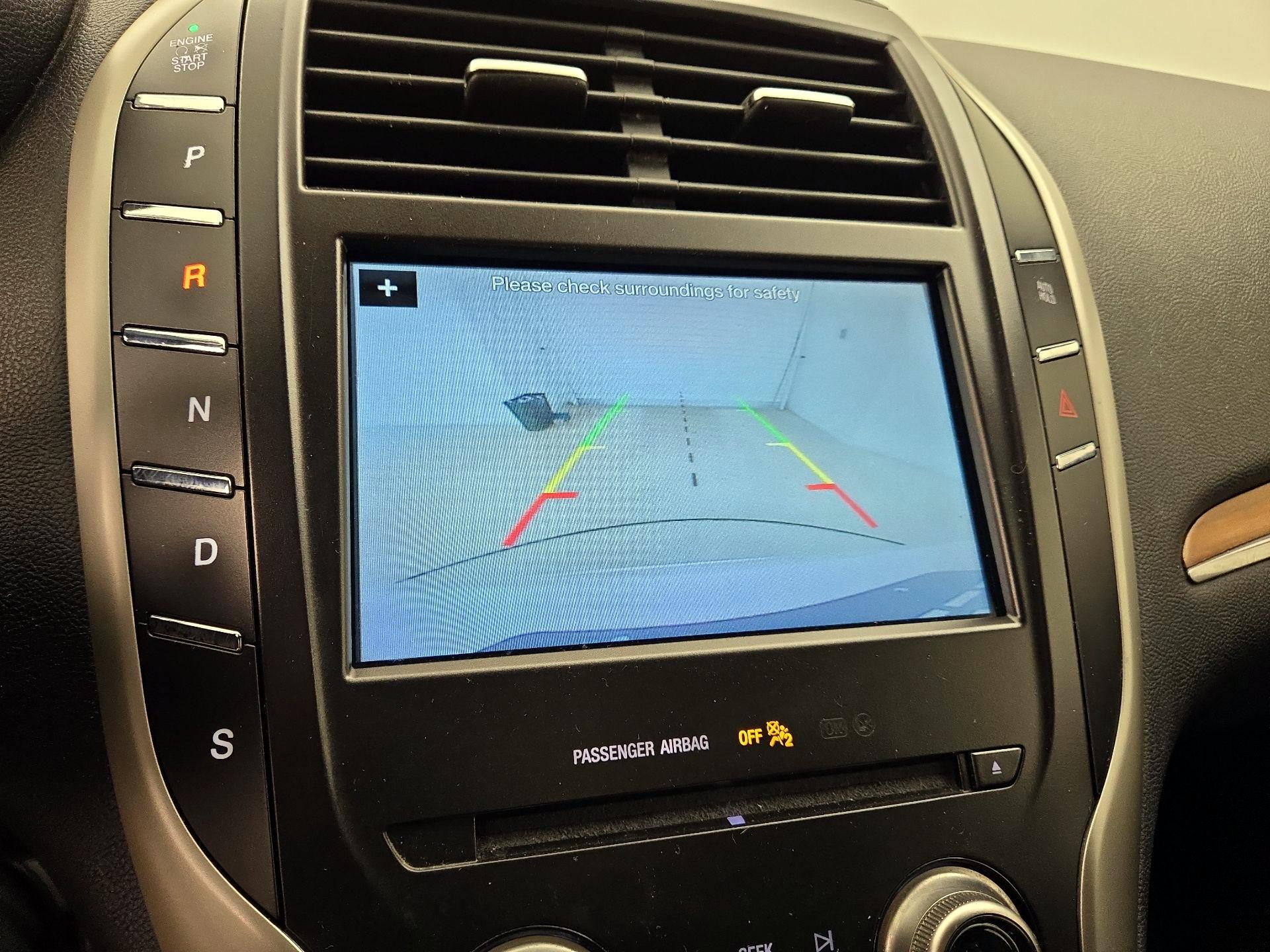 Thumbnail: 2019 Lincoln MKC - 14