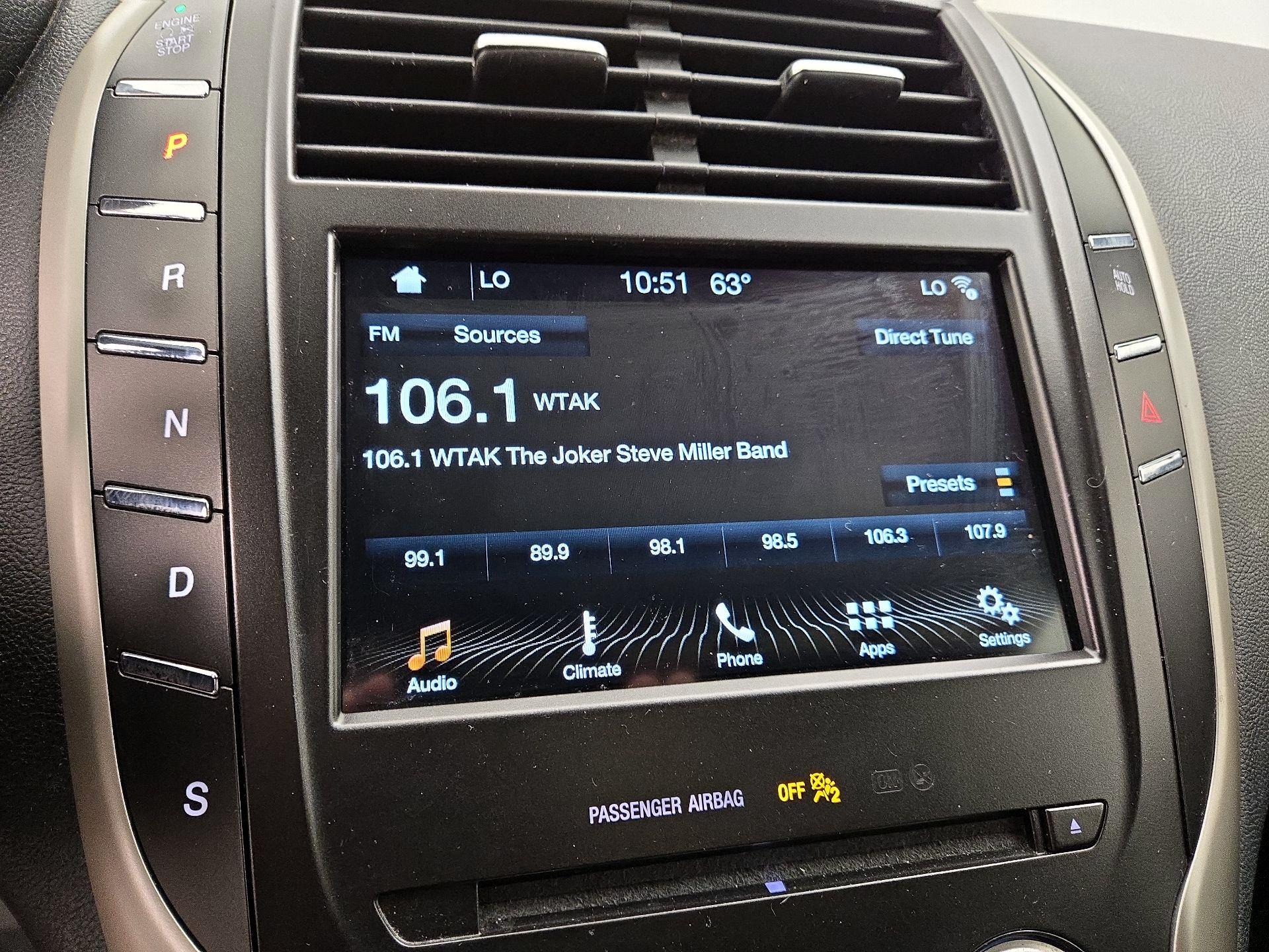 Thumbnail: 2019 Lincoln MKC - 15