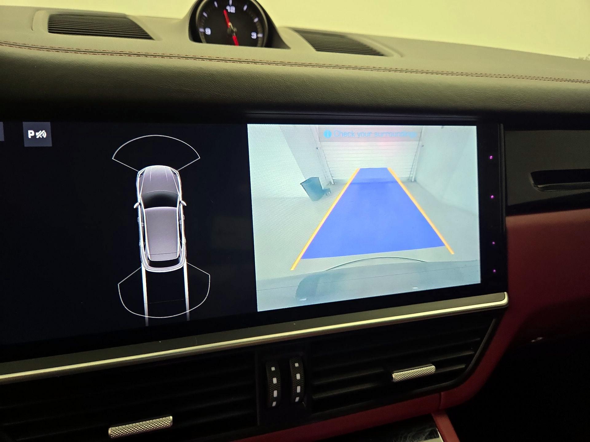 Thumbnail: 2020 Porsche Cayenne - 15