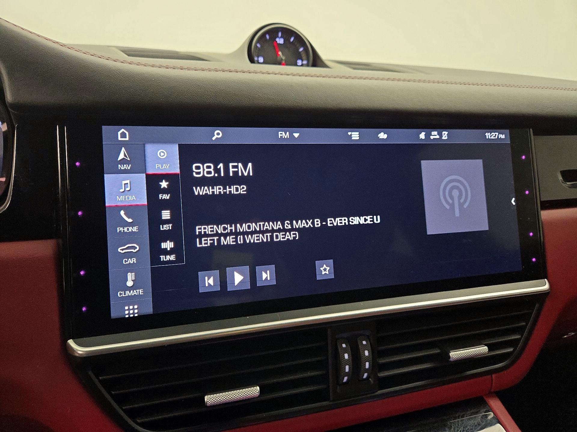 Thumbnail: 2020 Porsche Cayenne - 16