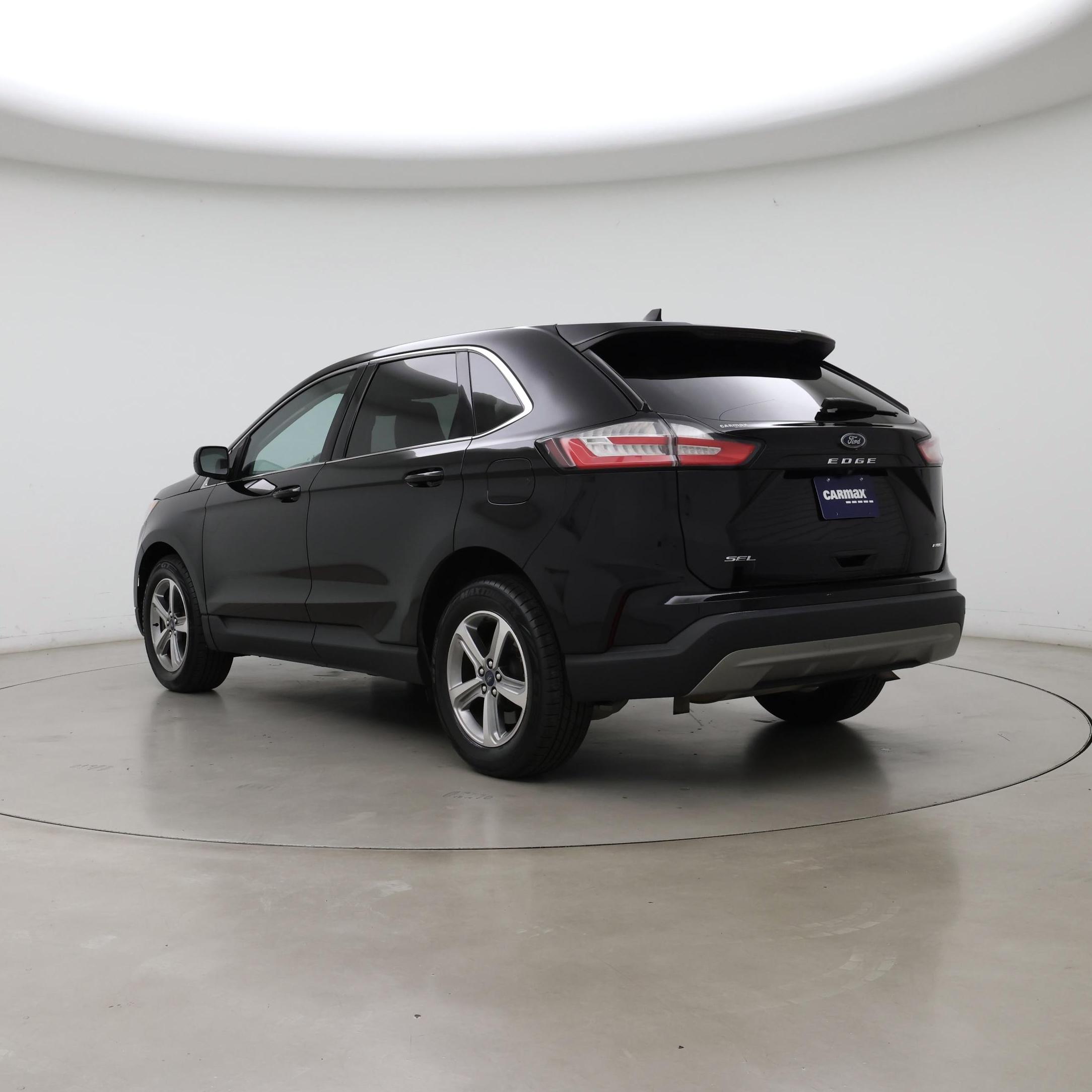 Thumbnail: 2021 Ford Edge - 2