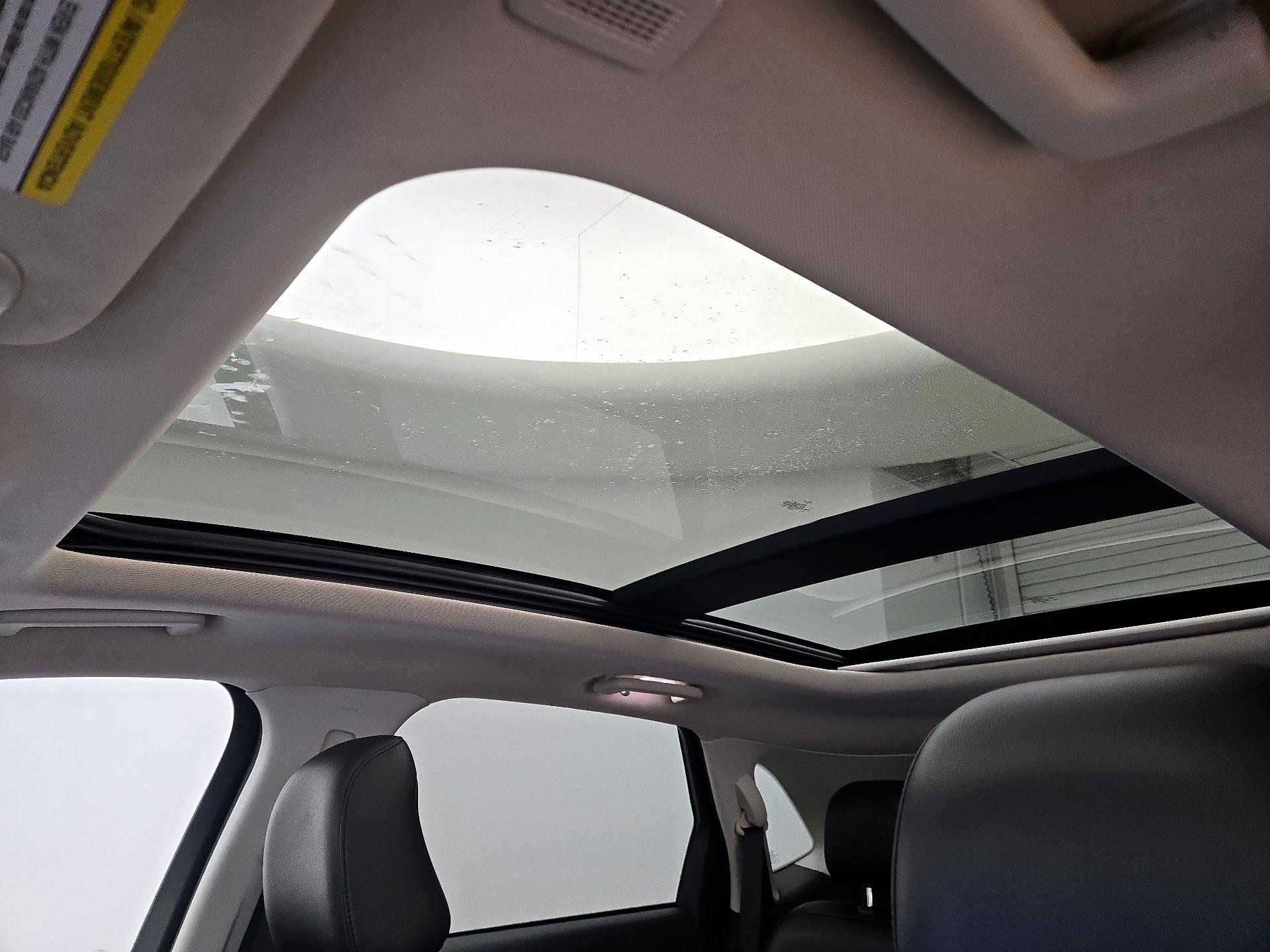 Thumbnail: 2021 Ford Edge - 19