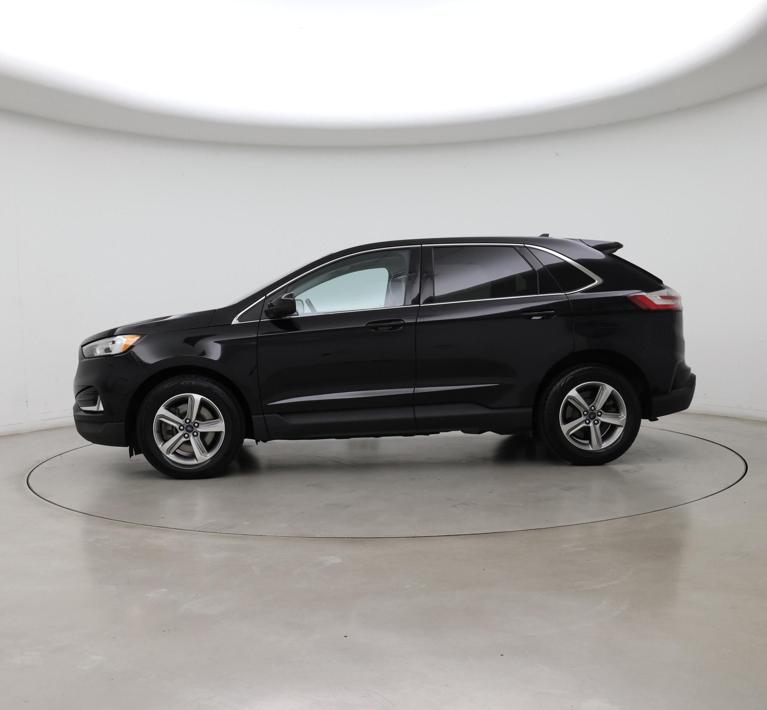 Thumbnail: 2021 Ford Edge - 3