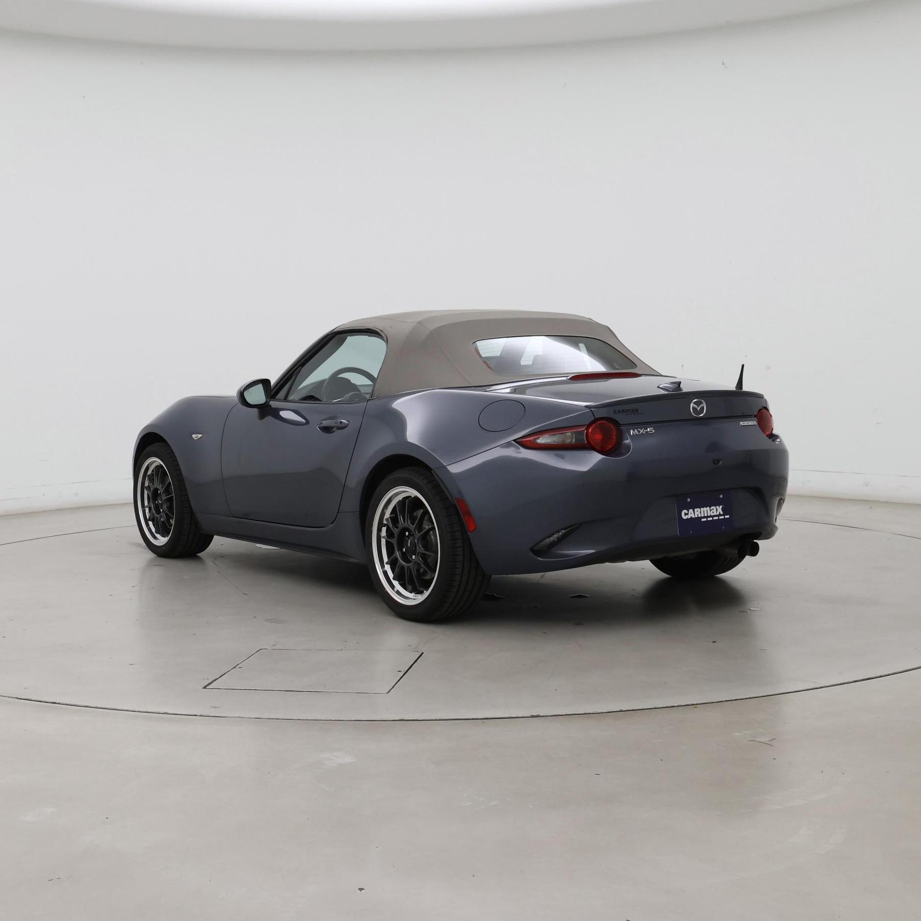 Thumbnail: 2021 Mazda MX-5 Miata - 2