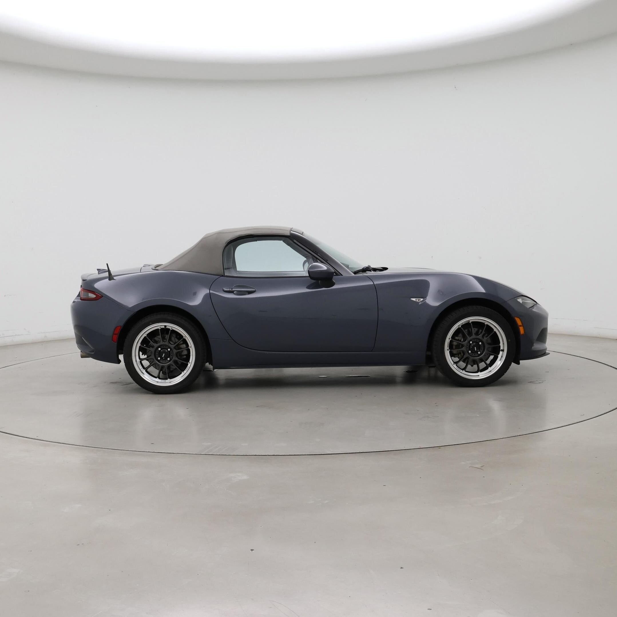 Thumbnail: 2021 Mazda MX-5 Miata - 7