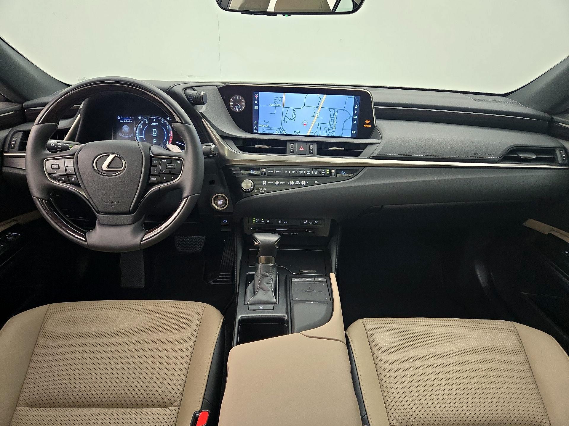 Thumbnail: 2021 Lexus ES - 9