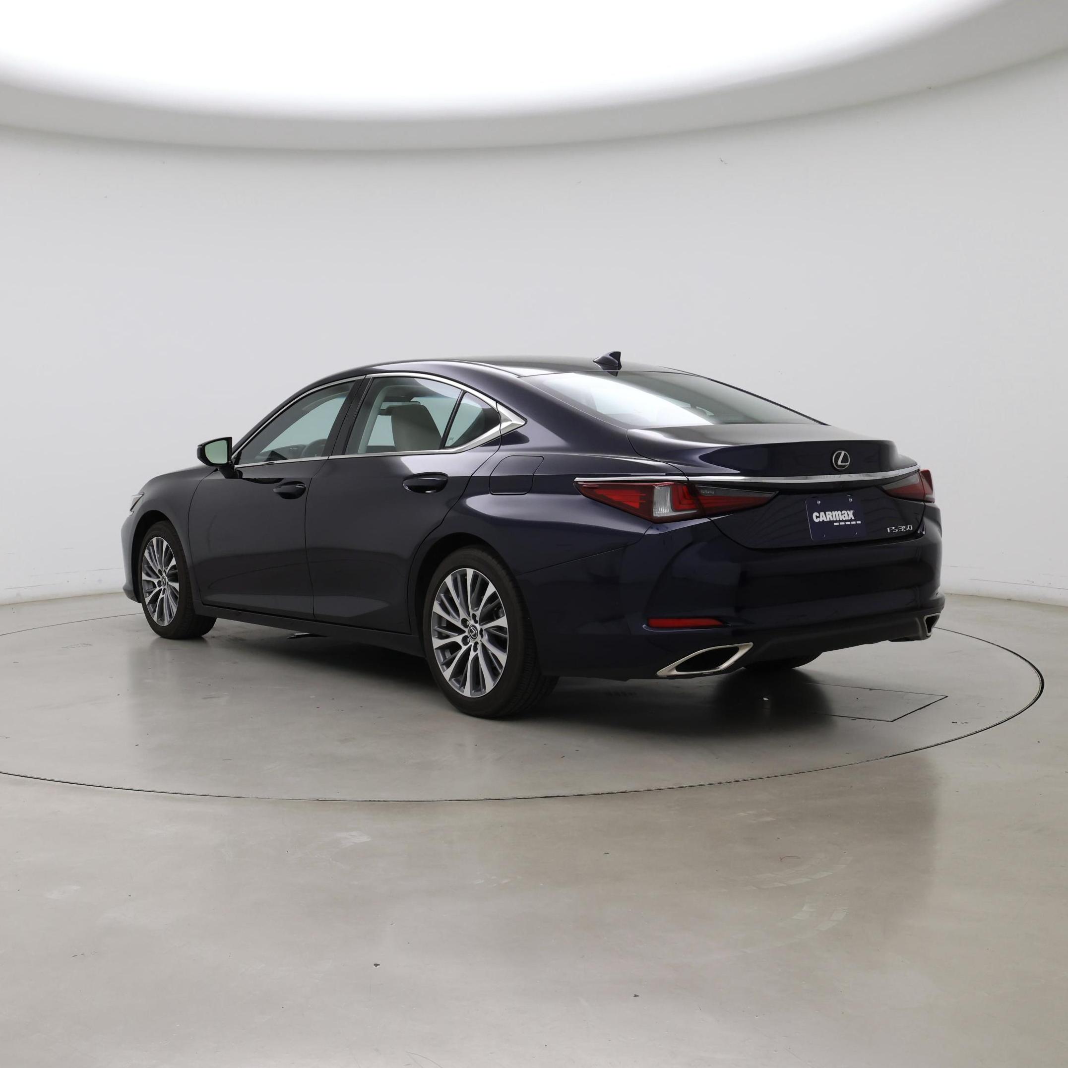 Thumbnail: 2021 Lexus ES - 2