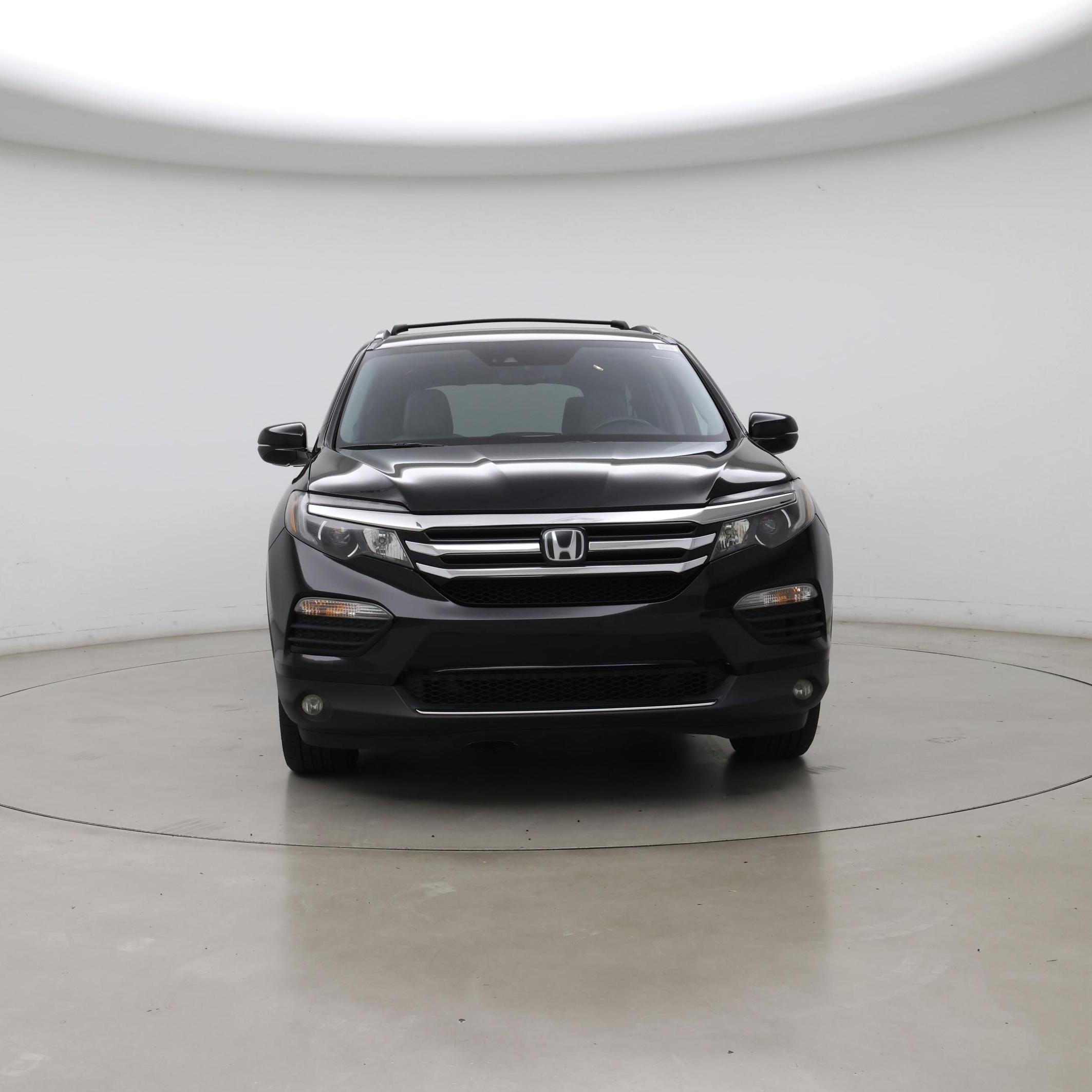 Thumbnail: 2017 Honda Pilot - 5