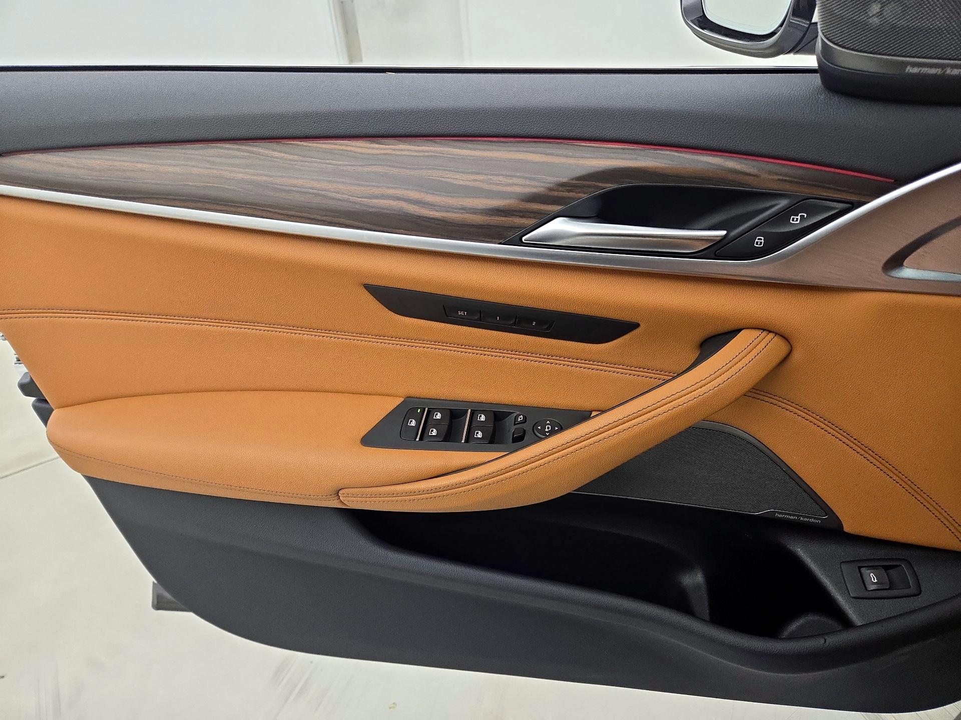 Thumbnail: 2023 BMW 5 Series - 12