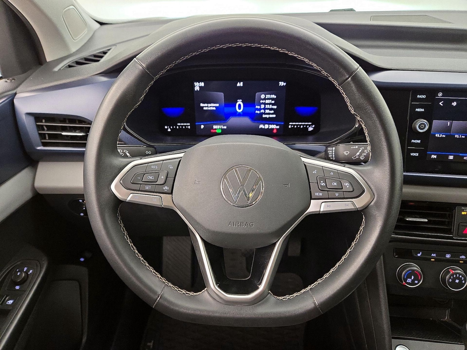 2022 Volkswagen Taos SE - Photo 11