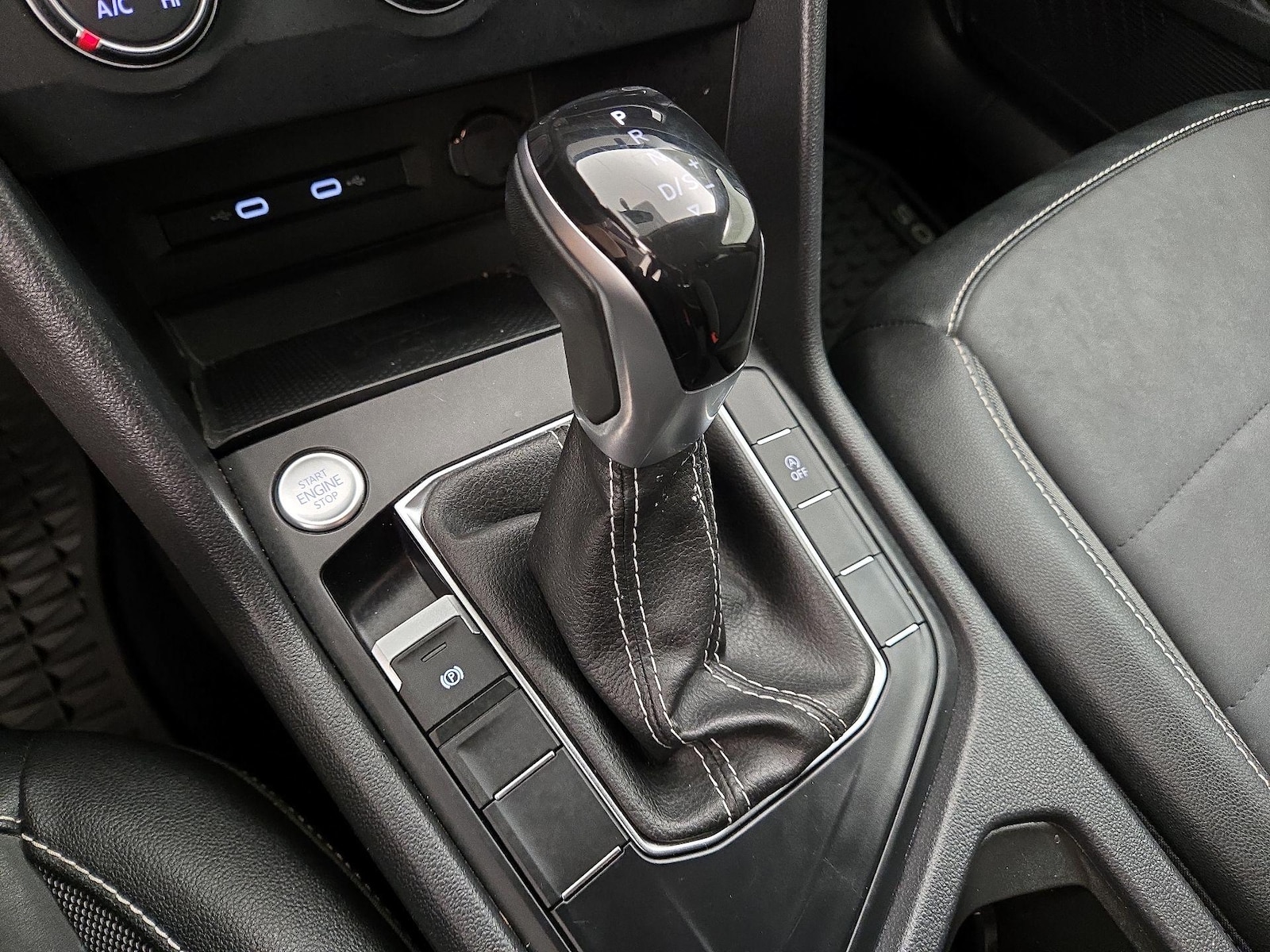 2022 Volkswagen Taos SE - Photo 18