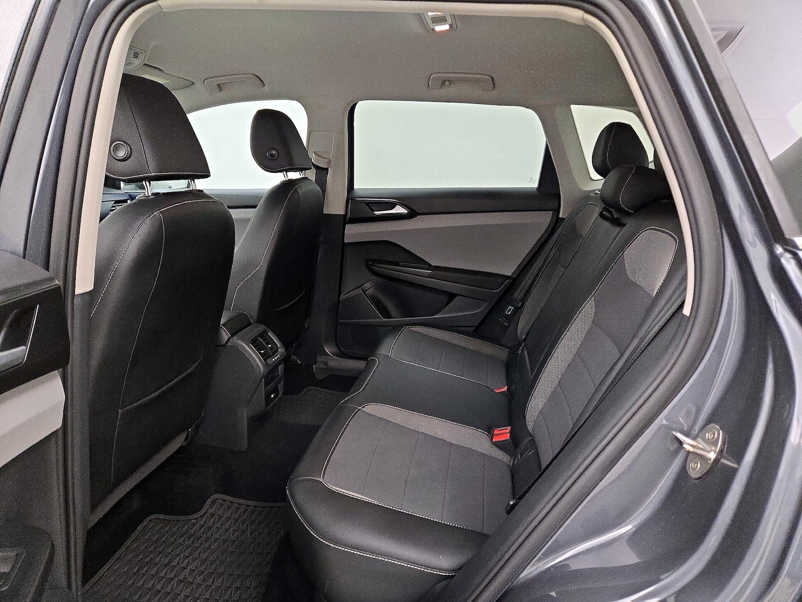 2022 Volkswagen Taos SE - Photo 20