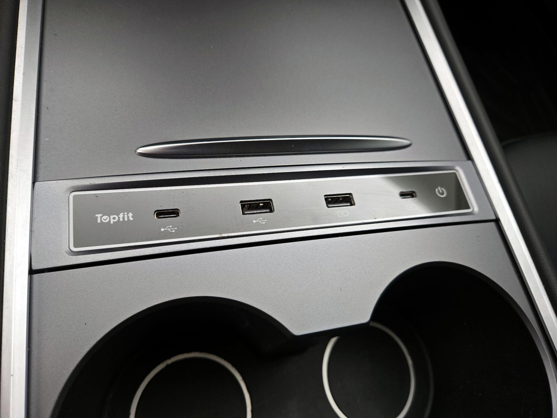 Thumbnail: 2023 Tesla Model 3 - 18
