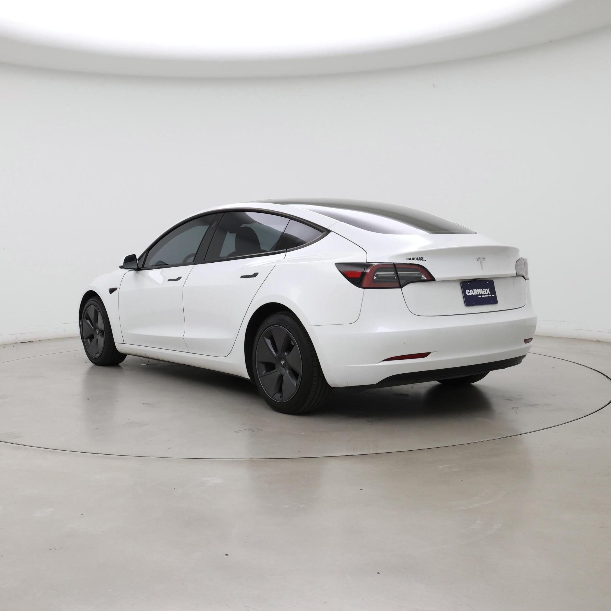 Thumbnail: 2023 Tesla Model 3 - 2