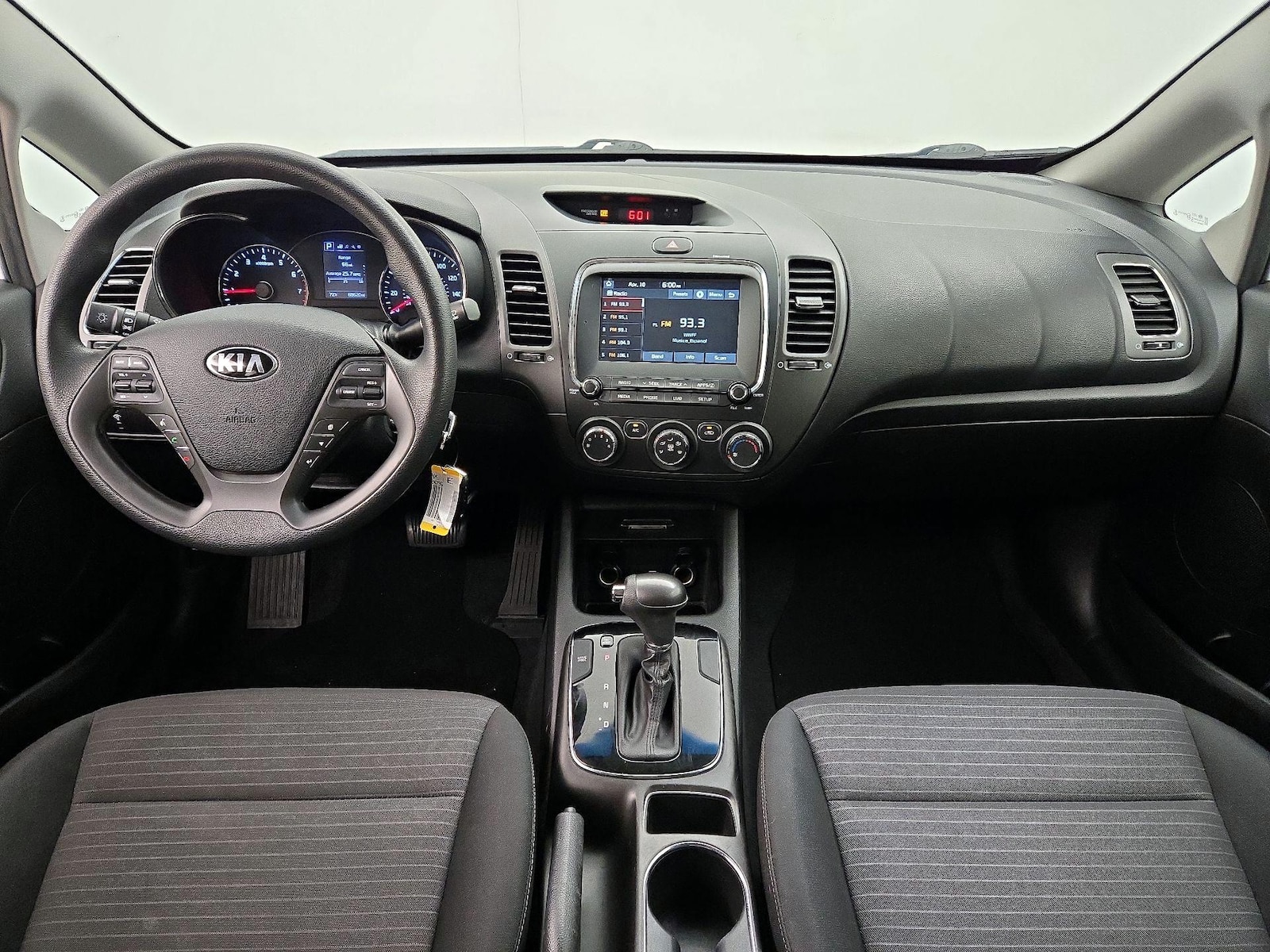 2018 Kia FORTE LX - Photo 10