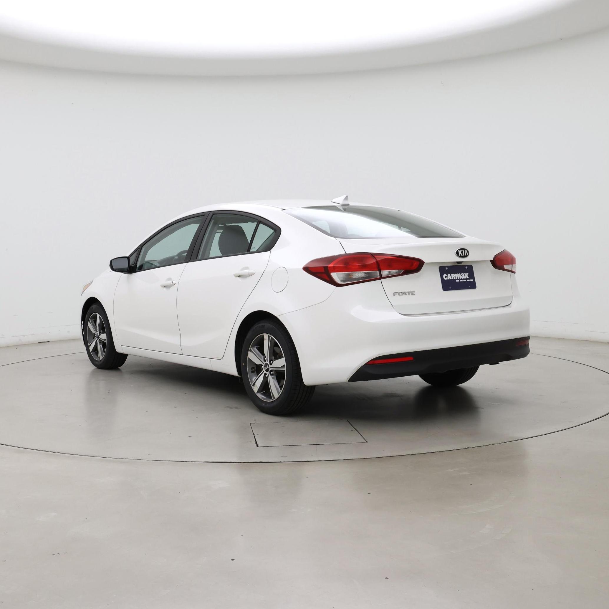 Thumbnail: 2018 Kia Forte - 2