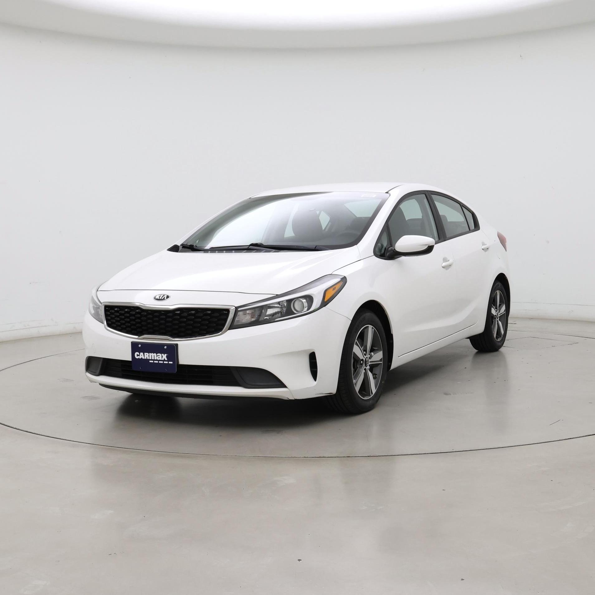 Thumbnail: 2018 Kia Forte - 4