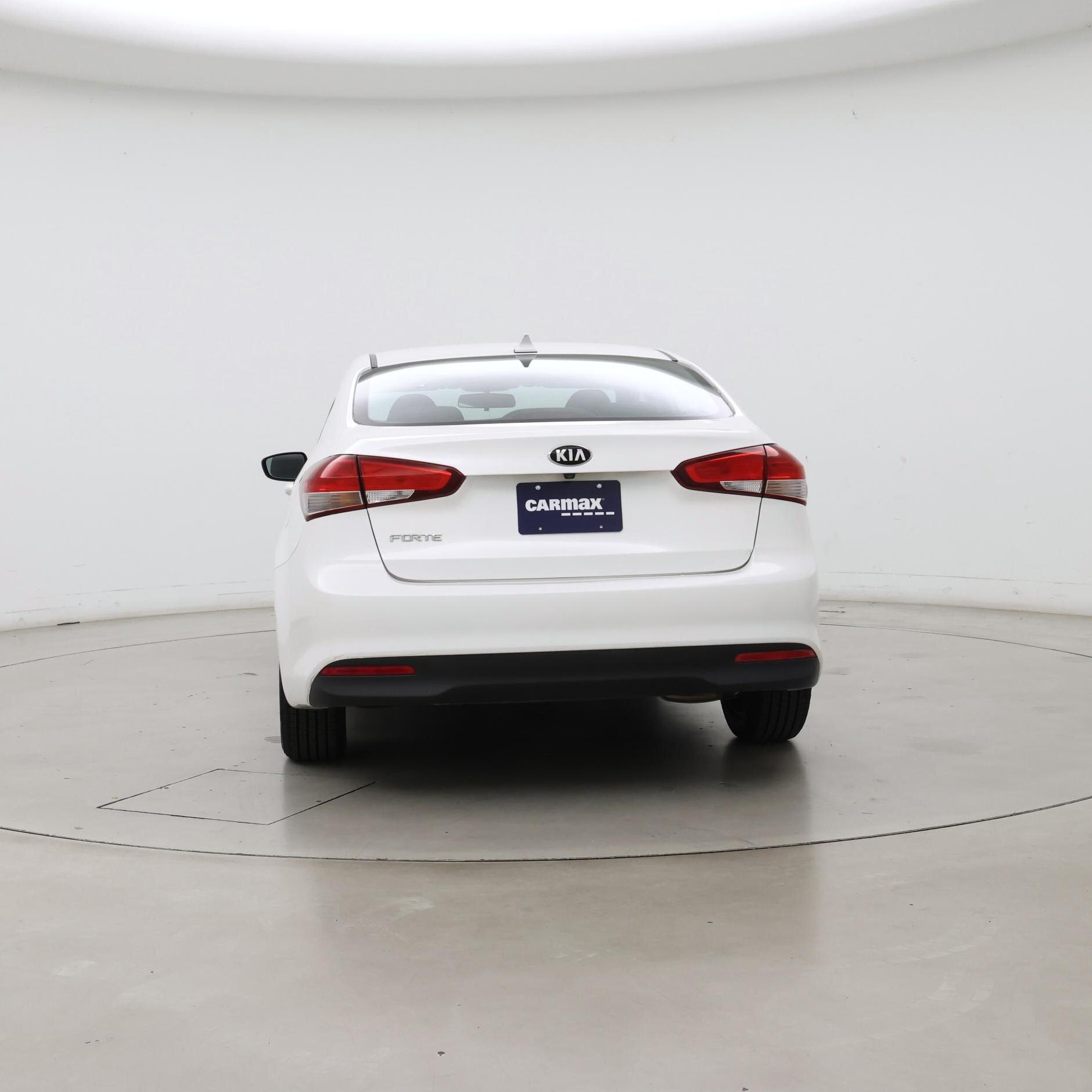 Thumbnail: 2018 Kia Forte - 6