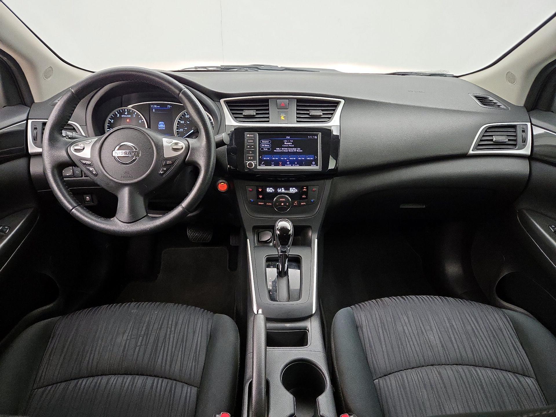 Thumbnail: 2019 Nissan Sentra - 9