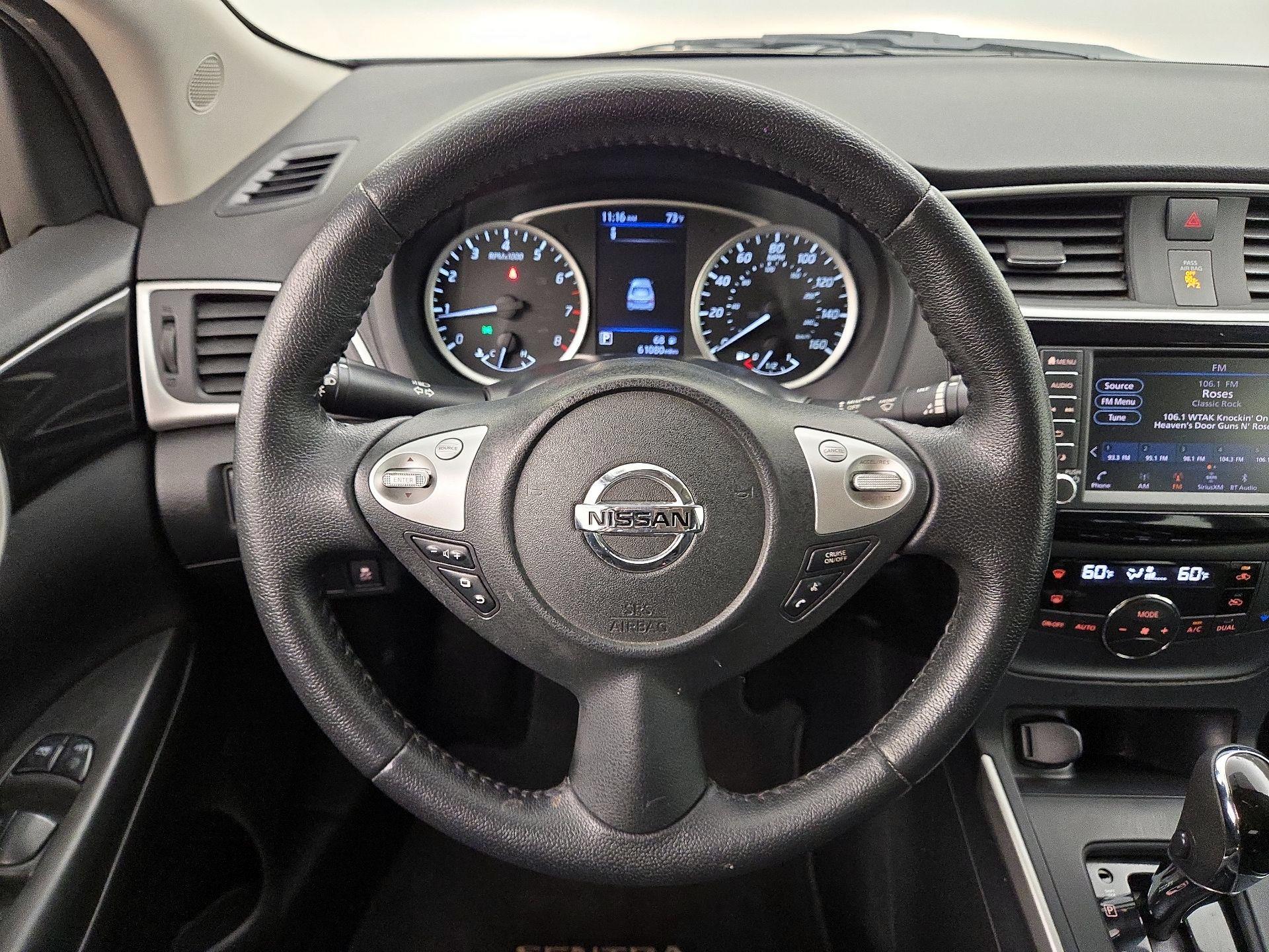 Thumbnail: 2019 Nissan Sentra - 10