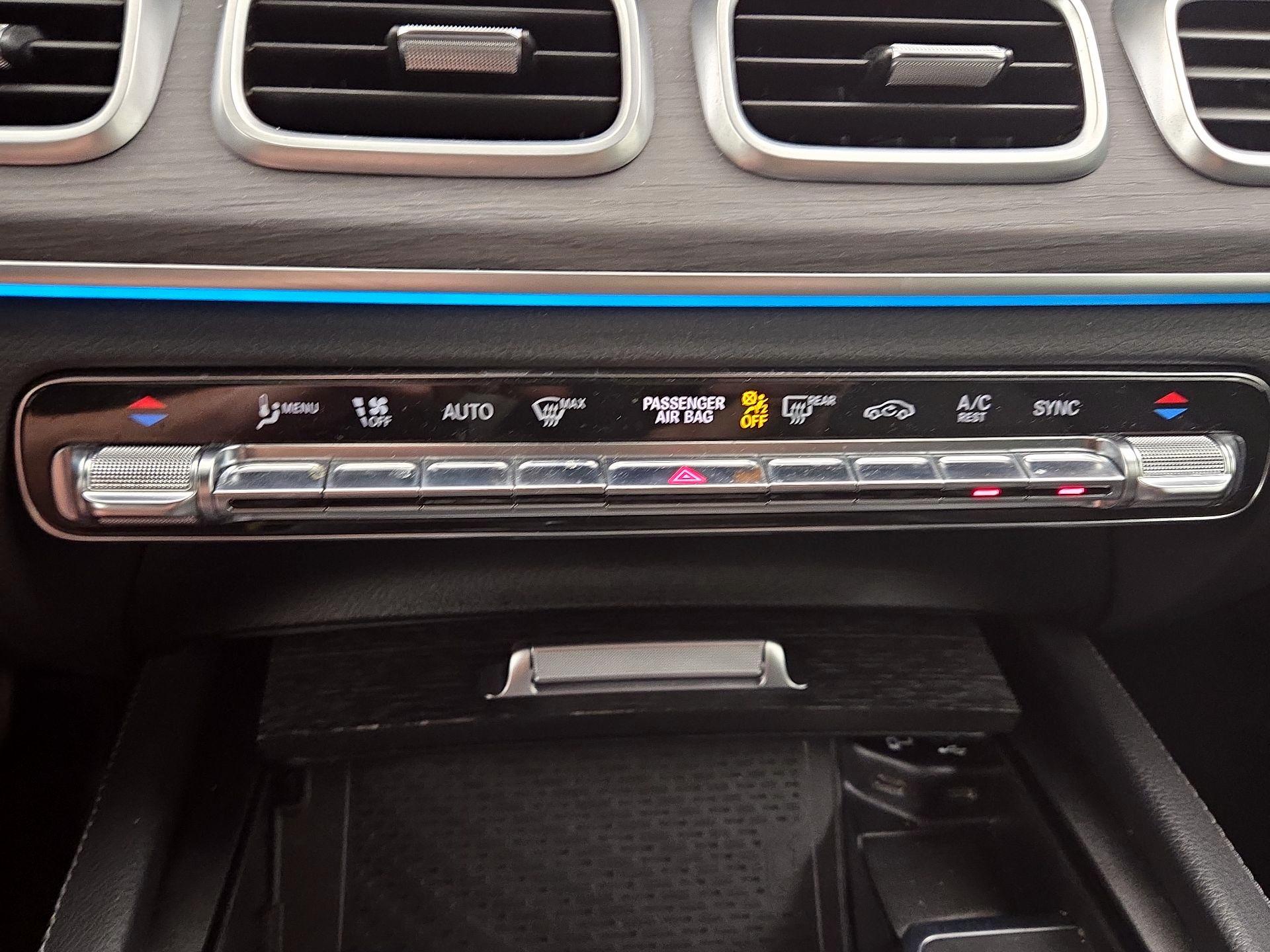 Thumbnail: 2020 Mercedes-Benz GLE - 17