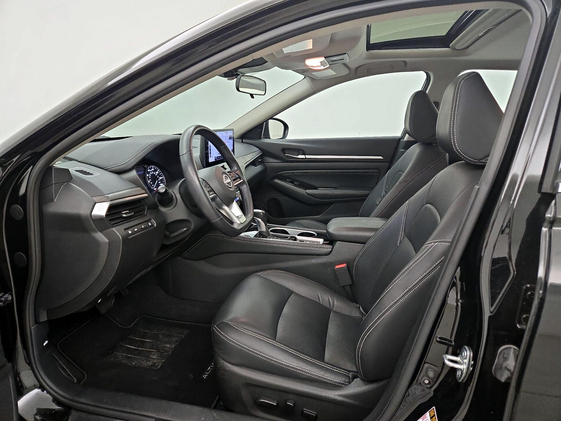 Thumbnail: 2023 Nissan Altima - 11