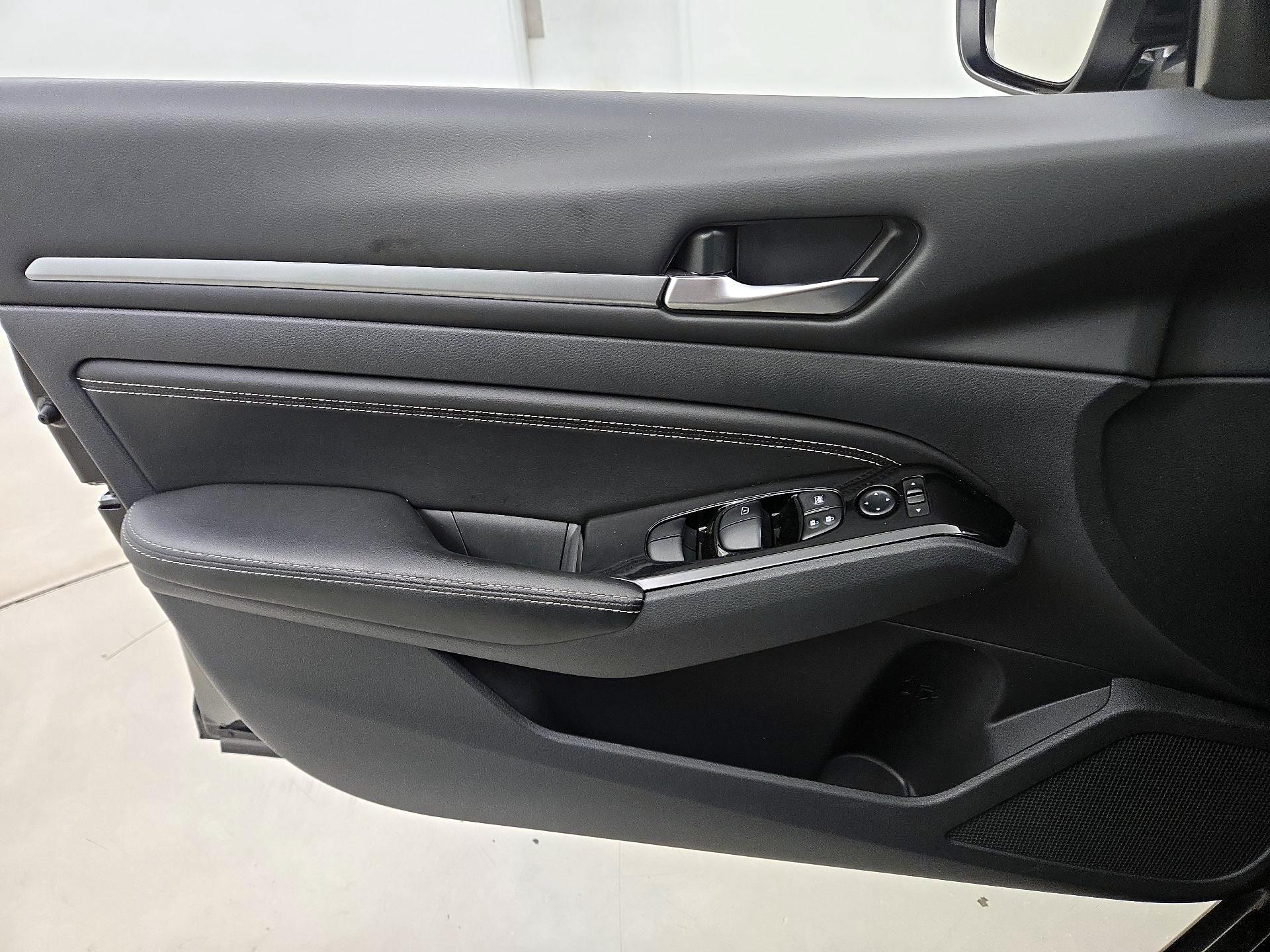 Thumbnail: 2023 Nissan Altima - 12