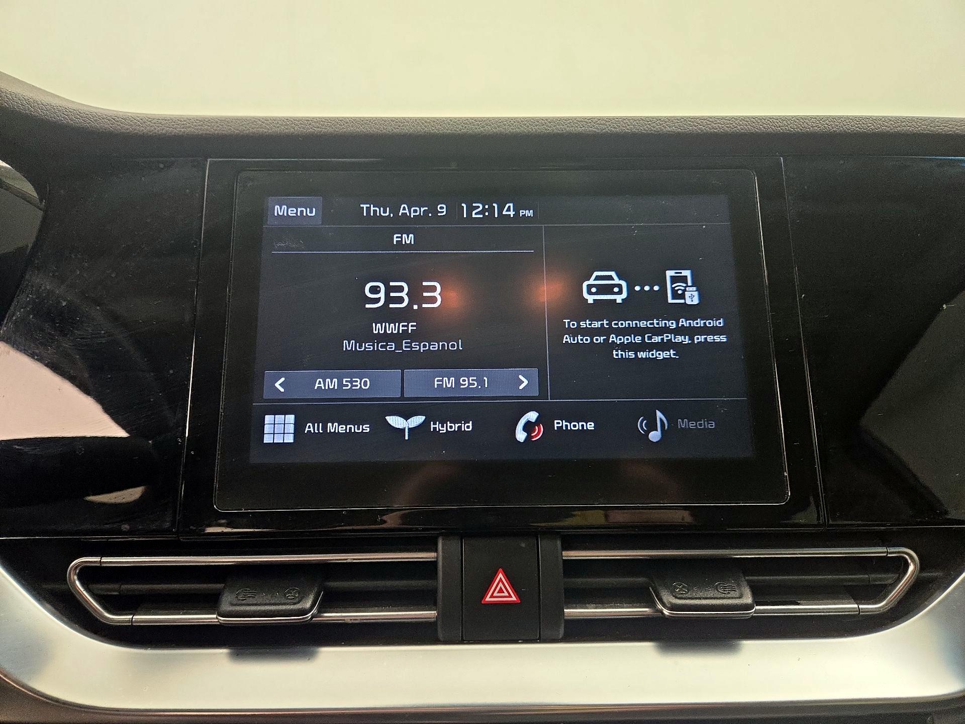 Thumbnail: 2021 Kia Niro - 15
