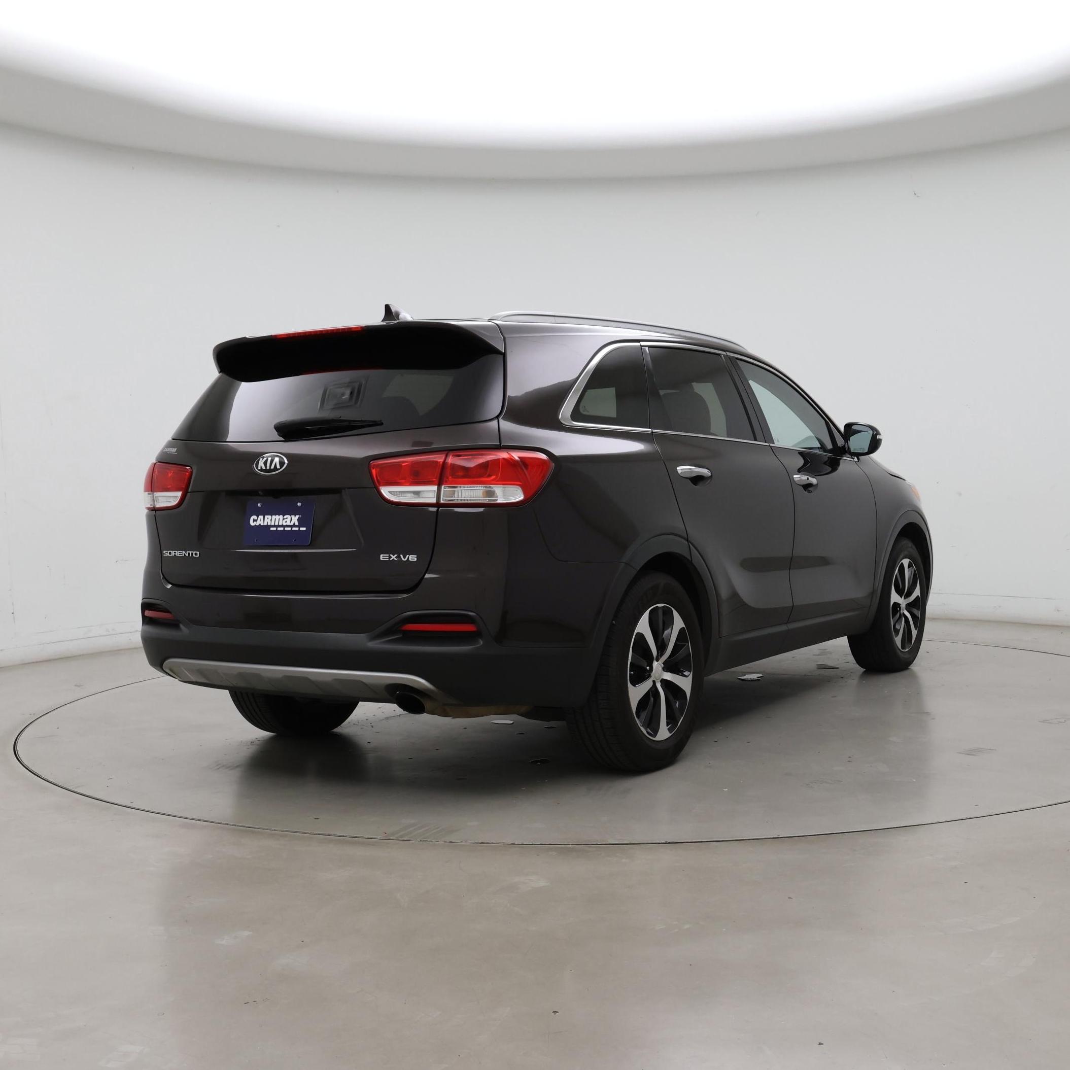 Thumbnail: 2017 Kia Sorento - 8