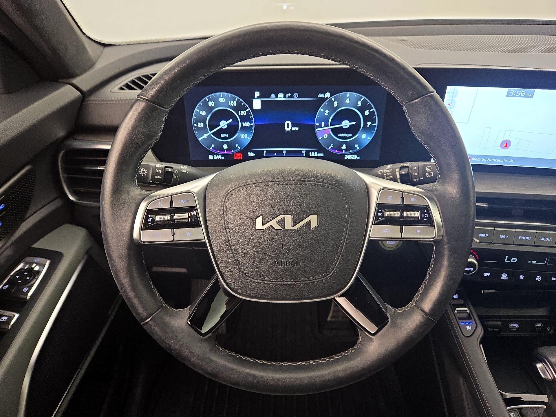 Thumbnail: 2023 Kia Telluride - 10