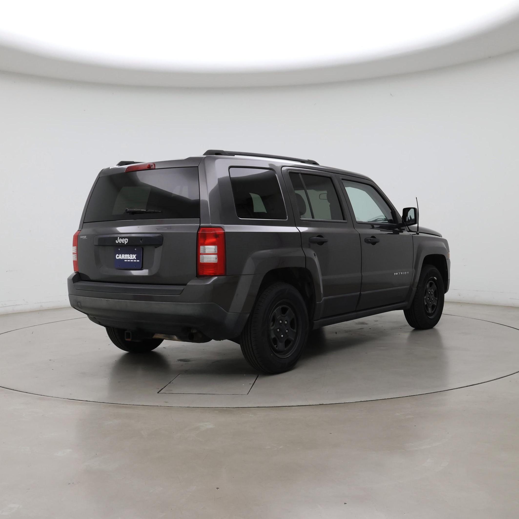 Thumbnail: 2014 Jeep Patriot - 8