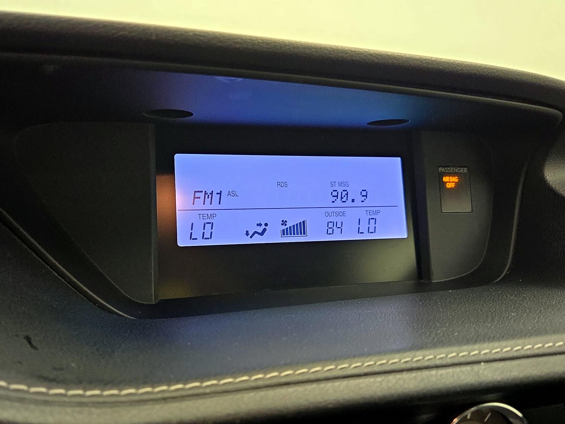 Thumbnail: 2014 Lexus ES - 14