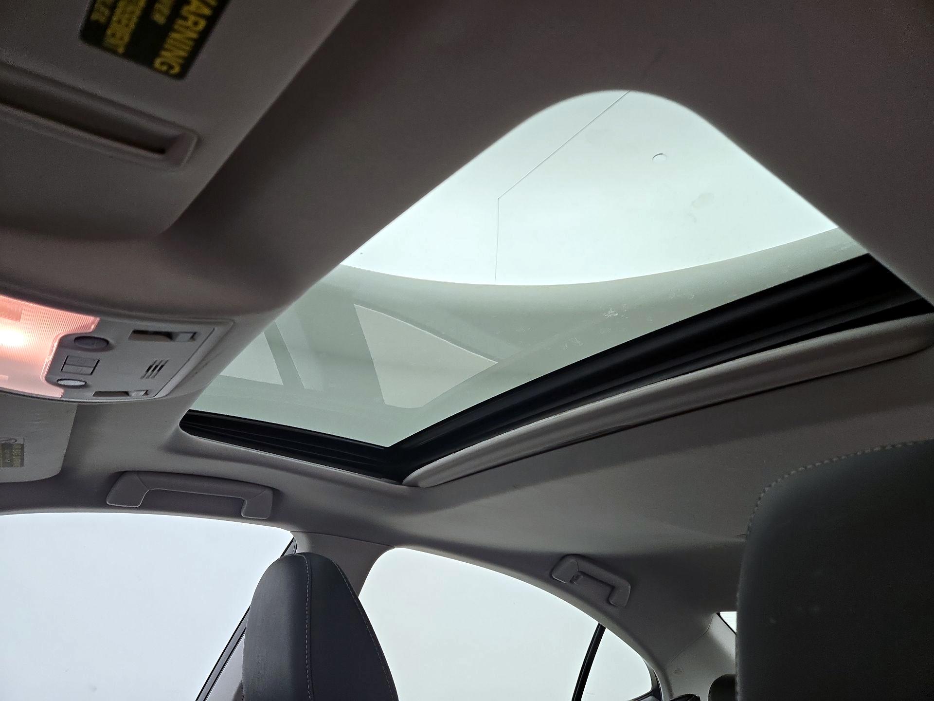 Thumbnail: 2014 Lexus ES - 18