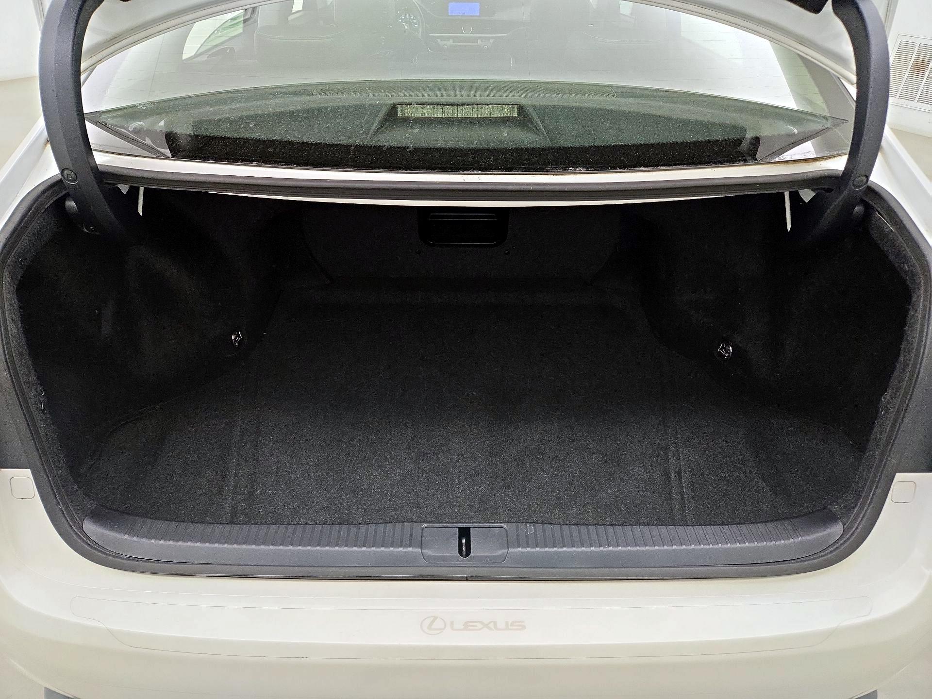 Thumbnail: 2014 Lexus ES - 20