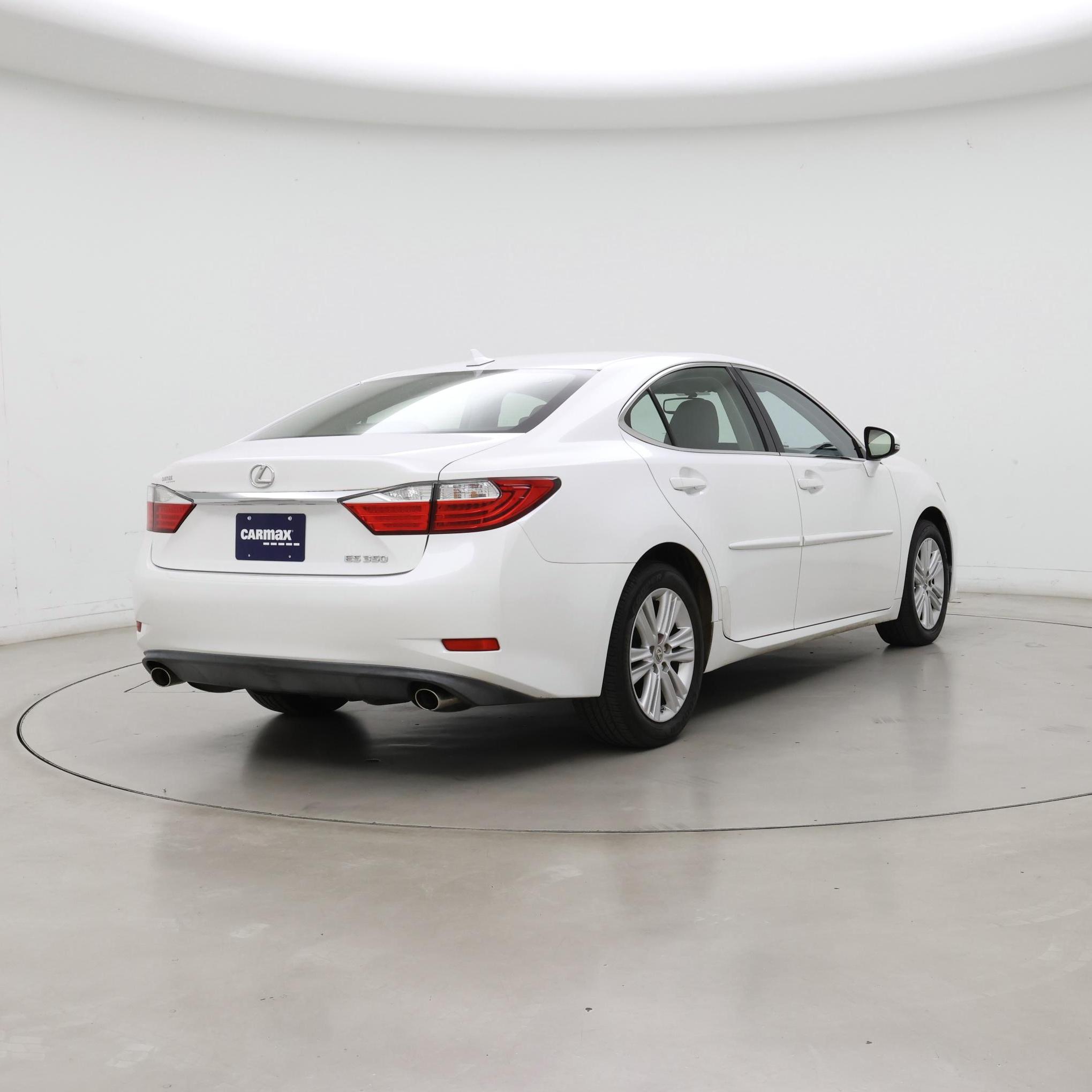 Thumbnail: 2014 Lexus ES - 8