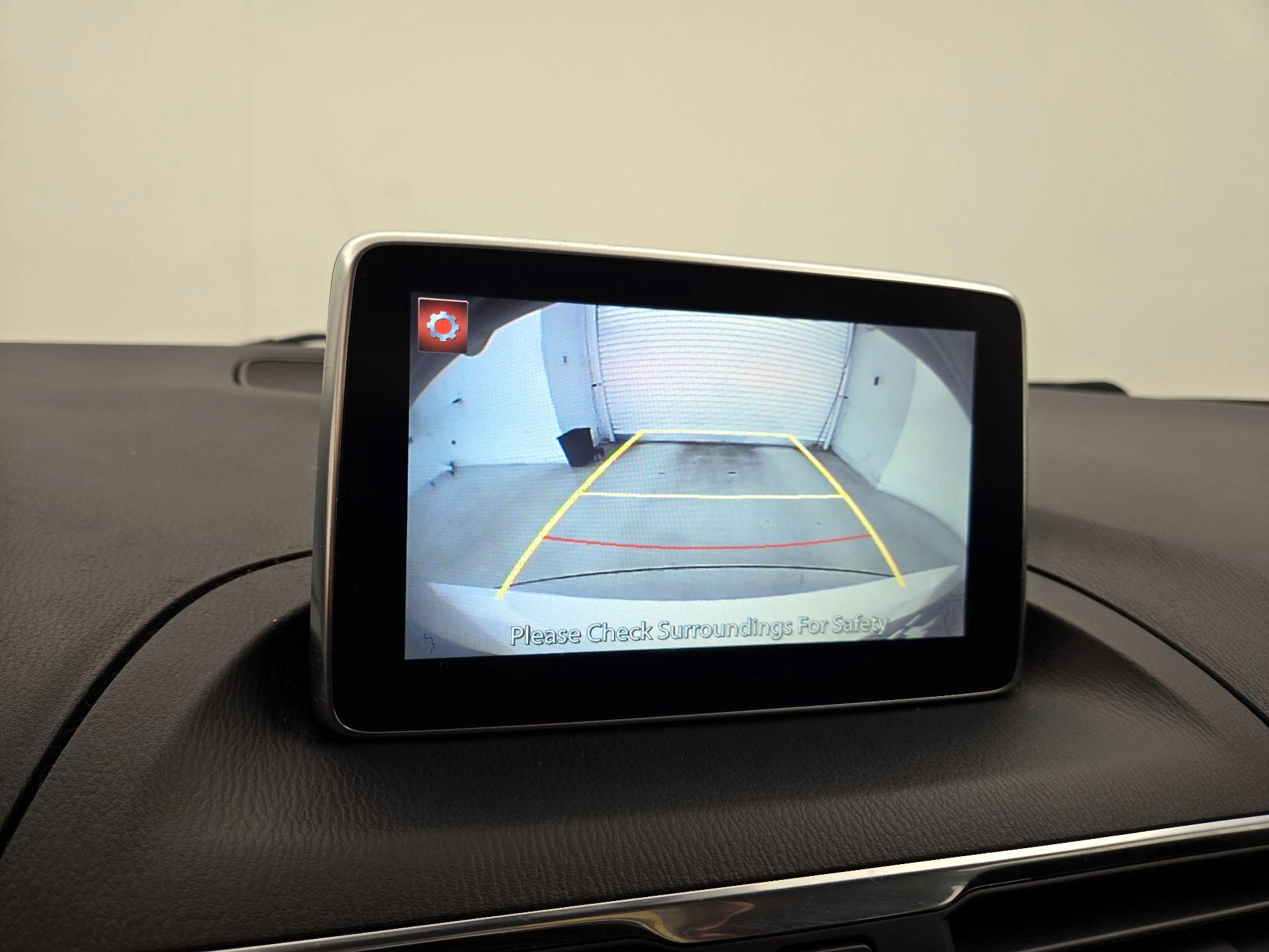 Thumbnail: 2016 Mazda Mazda3 - 14