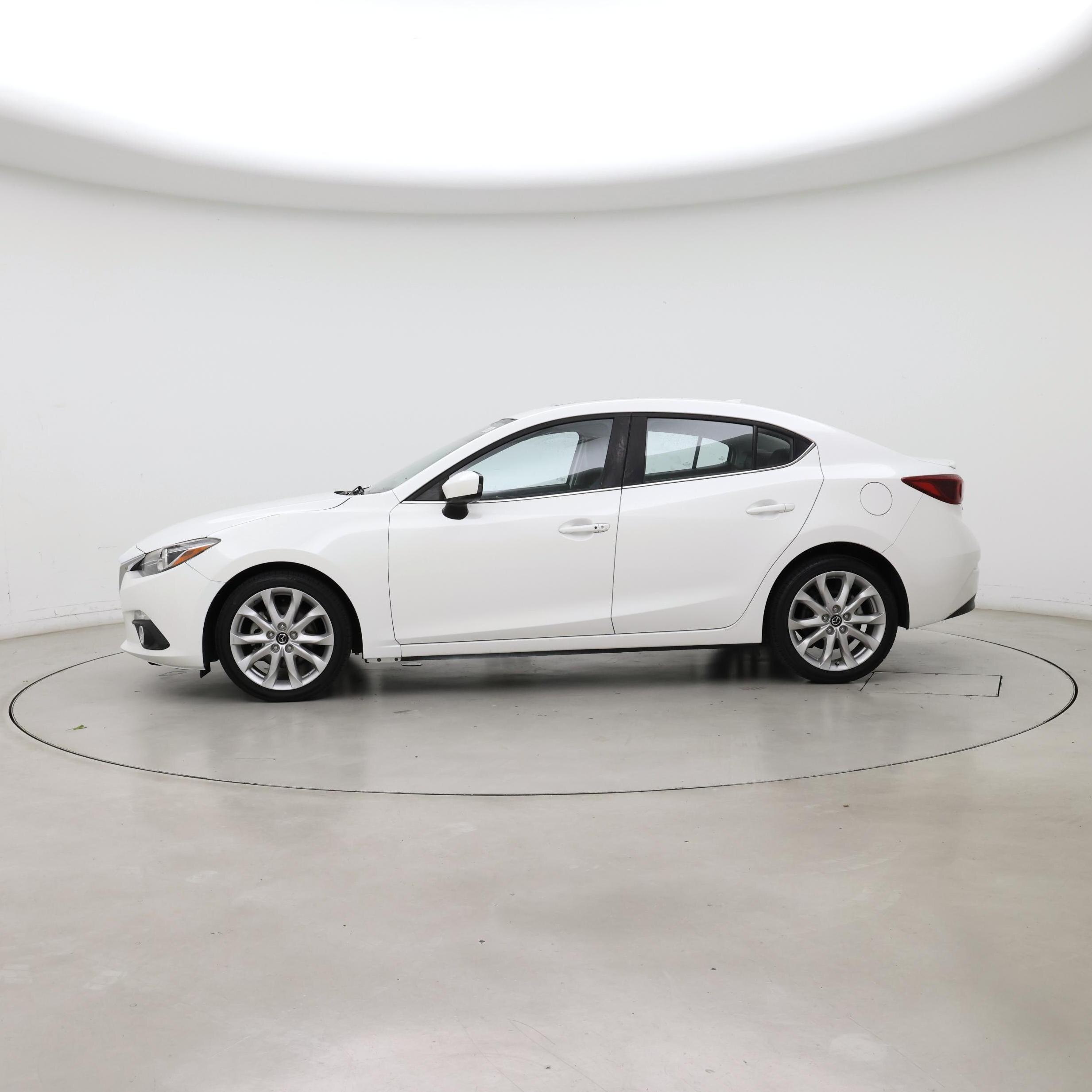 Thumbnail: 2016 Mazda Mazda3 - 3
