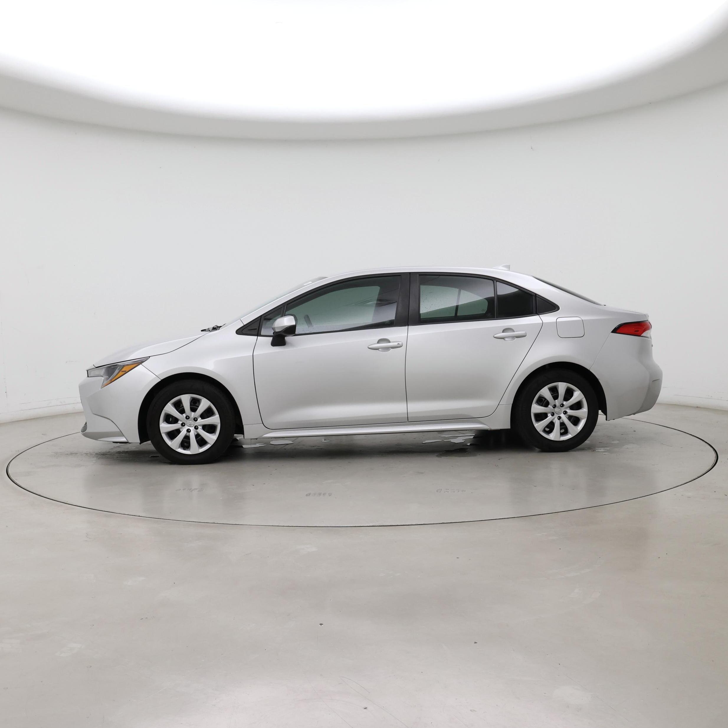 Thumbnail: 2022 Toyota Corolla - 3
