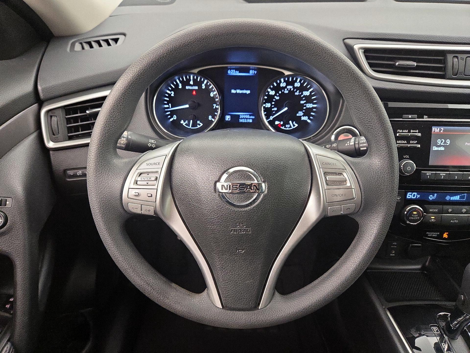 Thumbnail: 2015 Nissan Rogue - 10